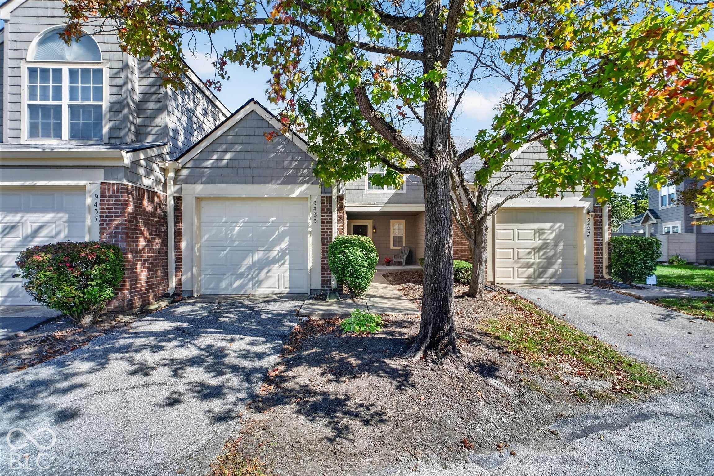 9433 Wimbledon Court Property Photo 1