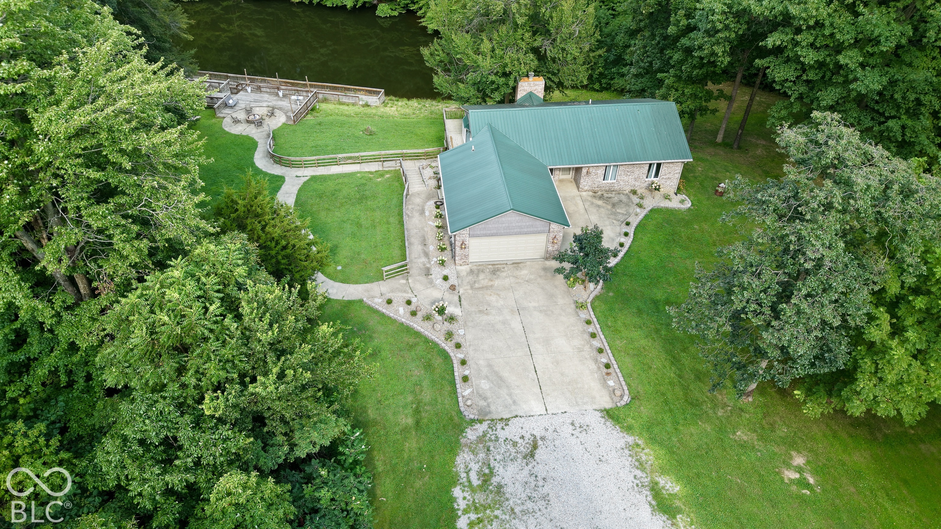8900 Island Pond Road Property Photo 1