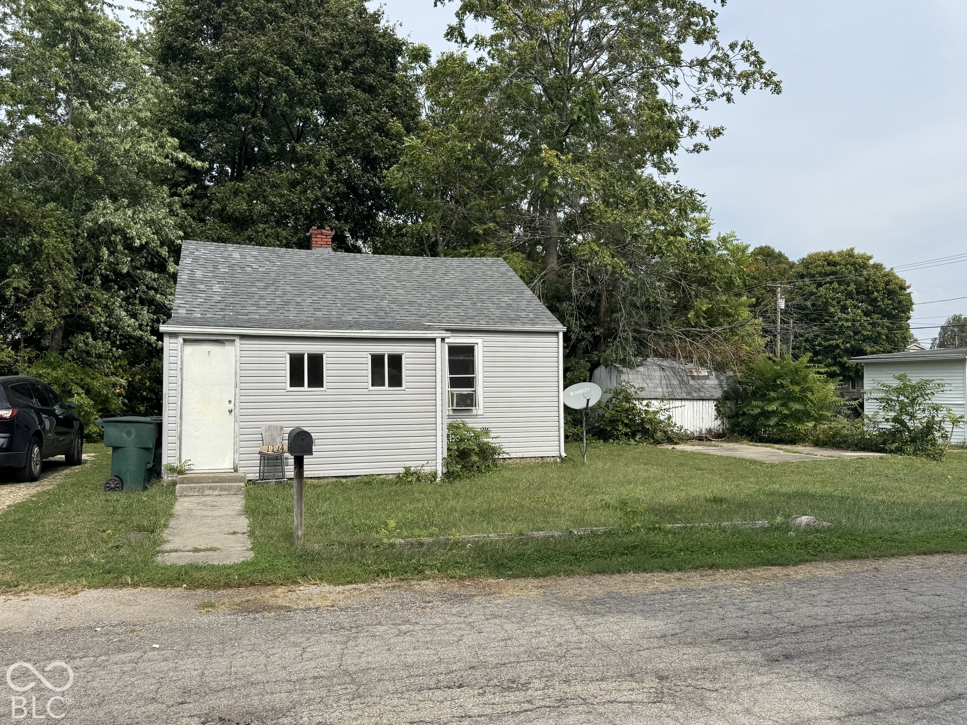 1114 E 6th Street Property Photo 1