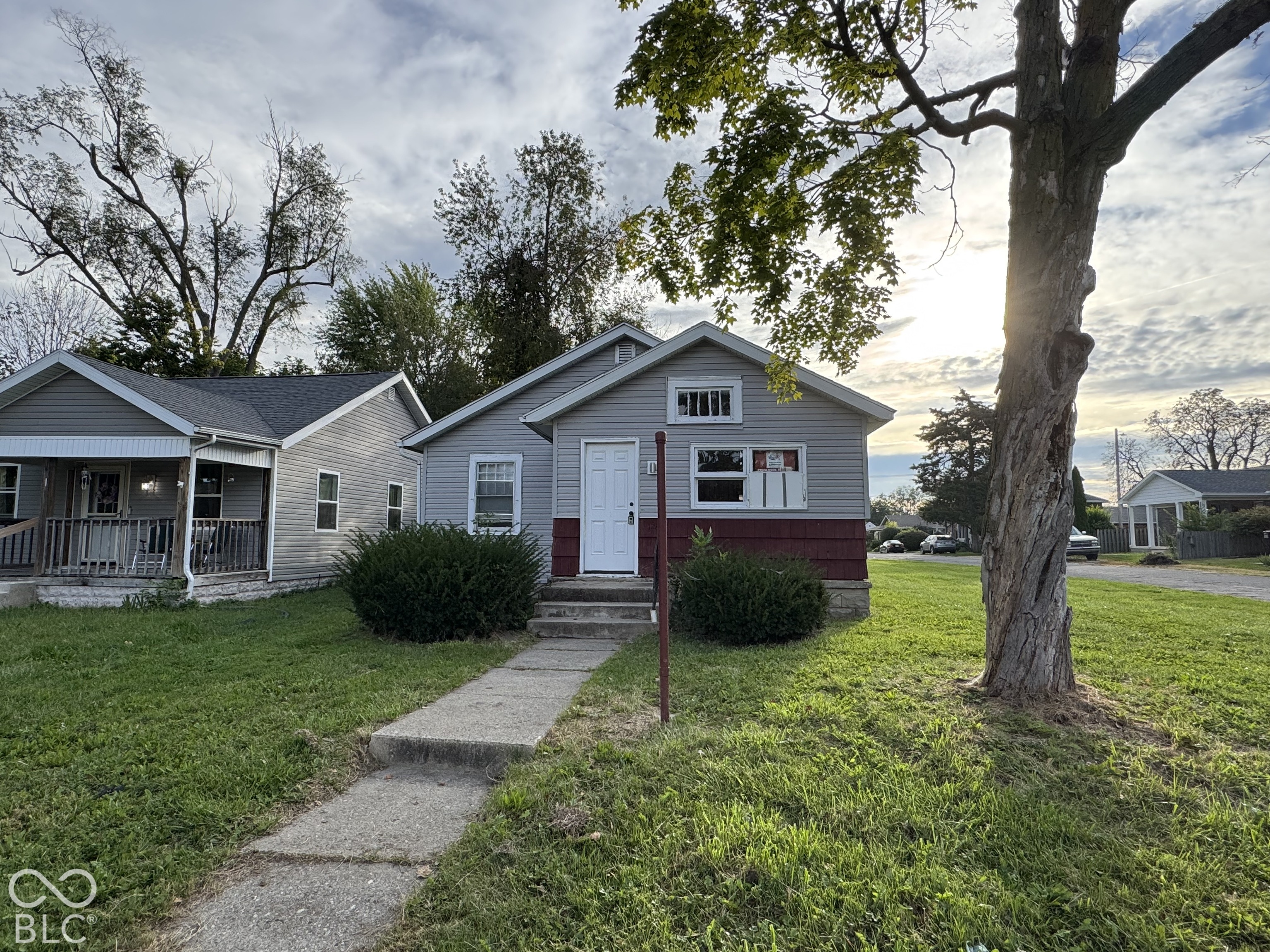 1226 S Beacon Property Photo 1