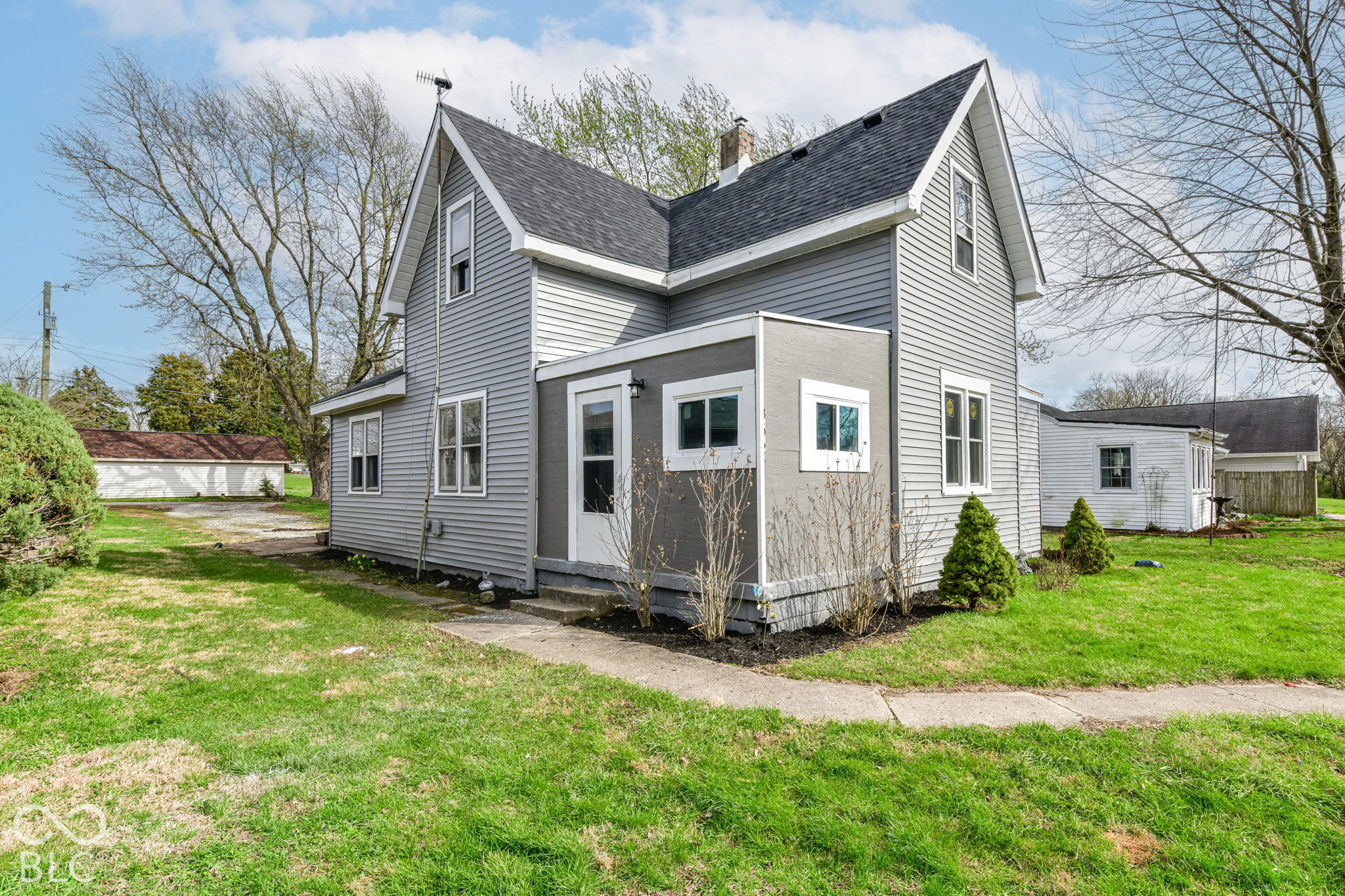 3622 E Lynn Street Property Photo 1