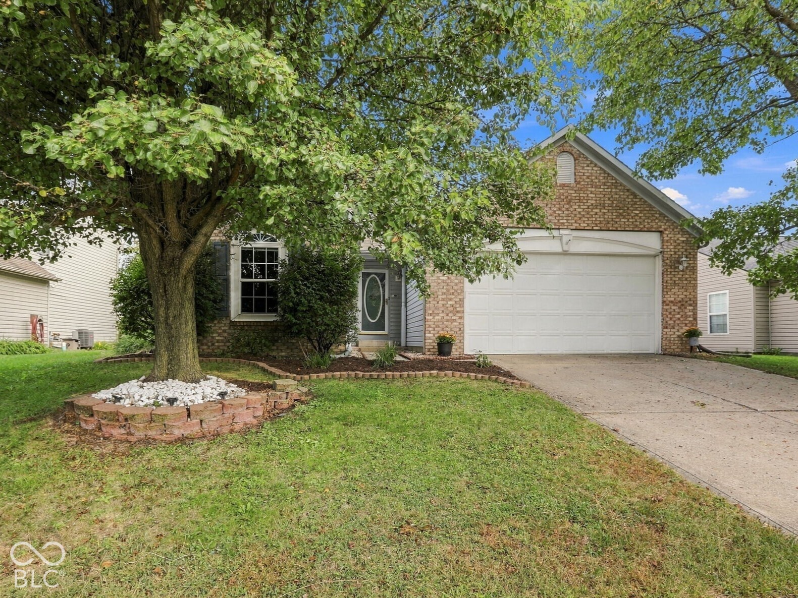 6276 Briargate Drive Property Photo 1