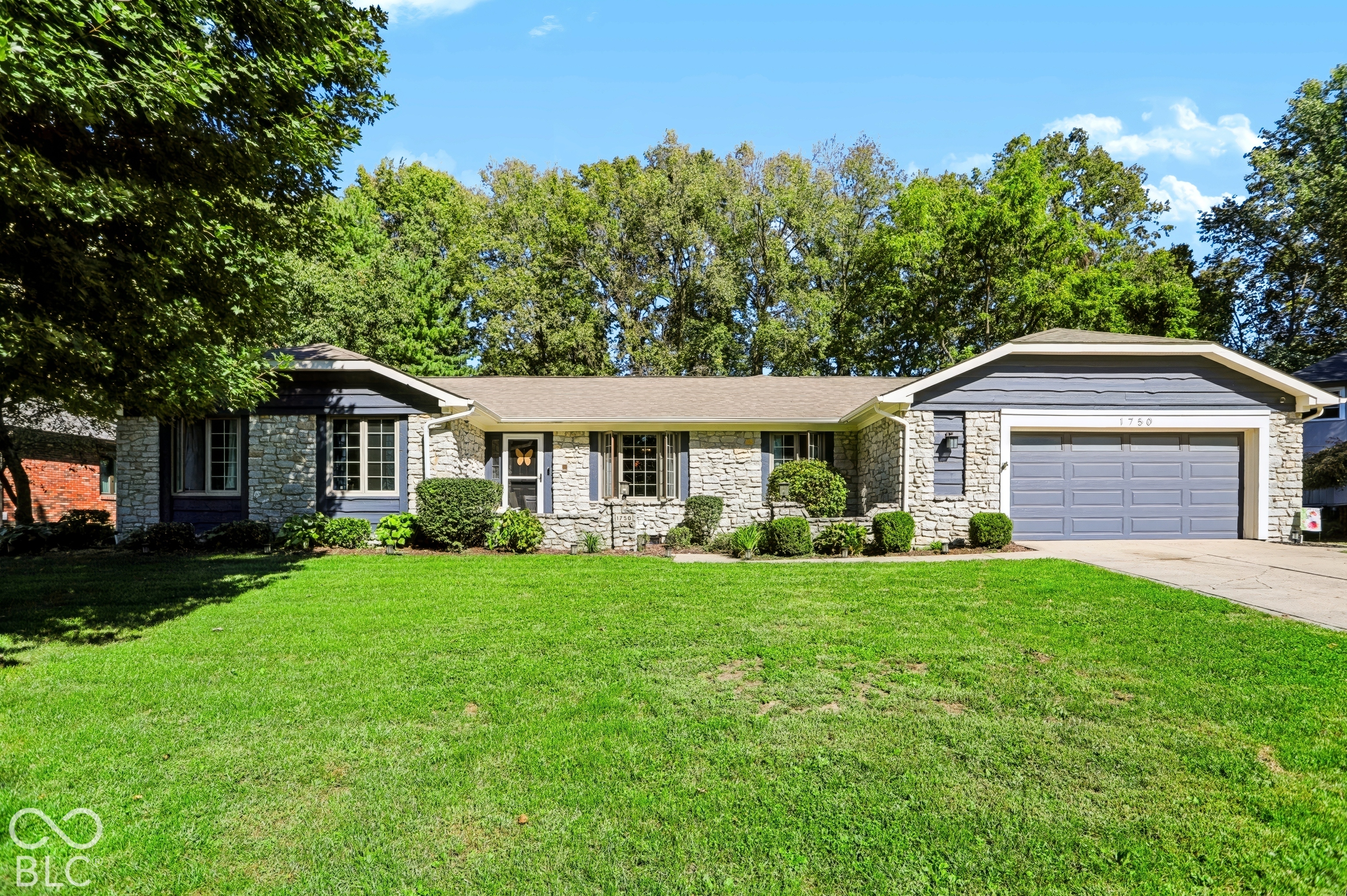 1750 Sandhill Road Property Photo 1