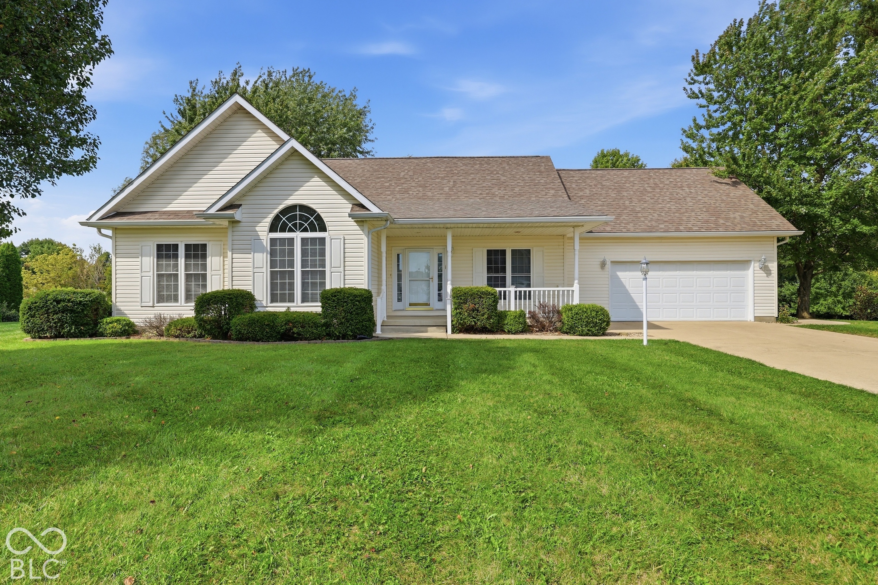 1817 N Tyrel Property Photo 1