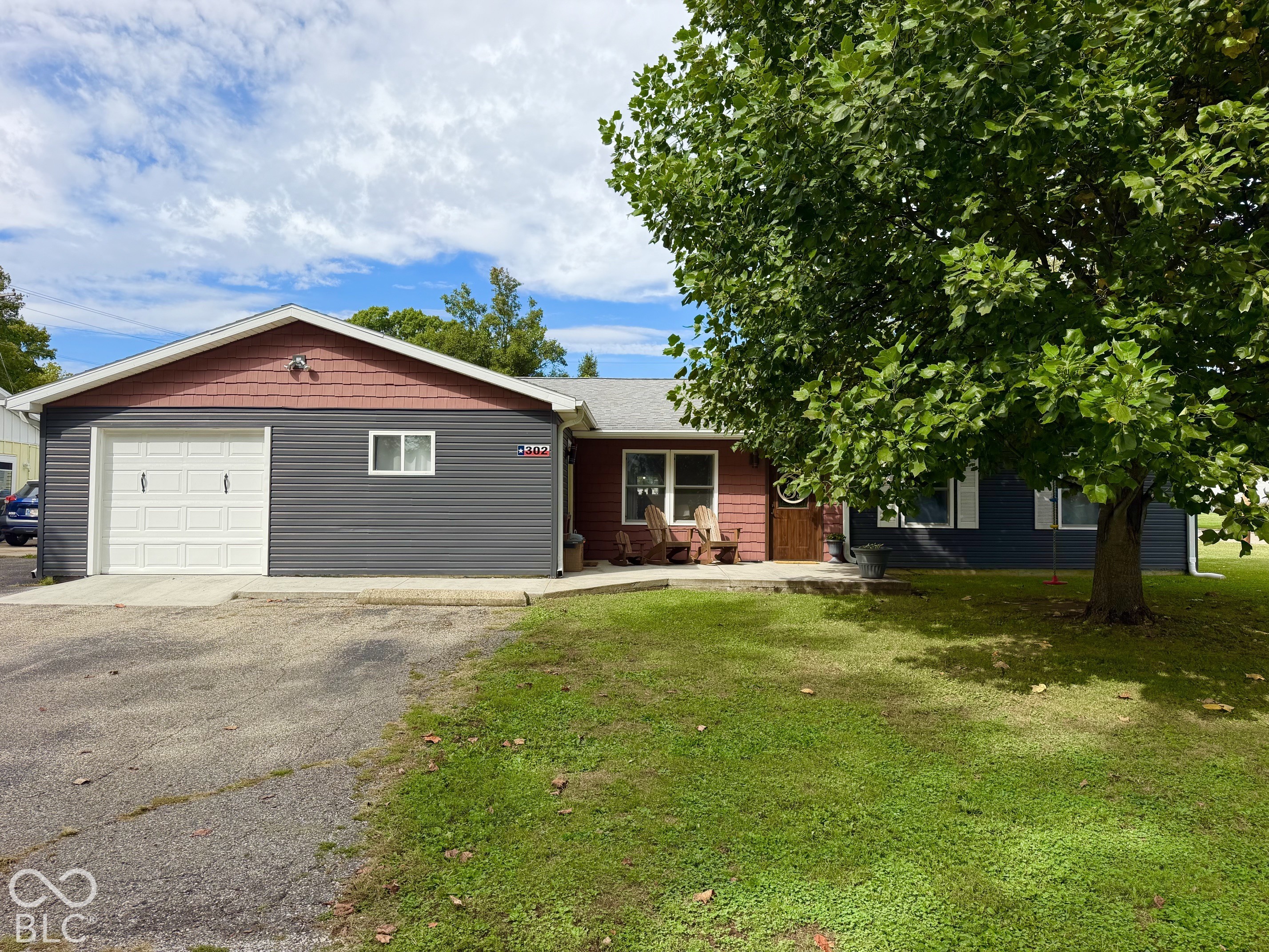 302 Marion Boulevard Property Photo 1