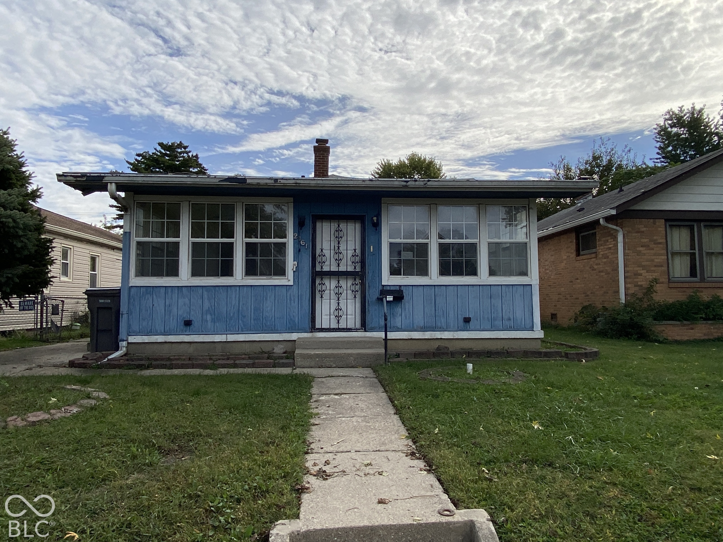 2161 N Dequincy Street