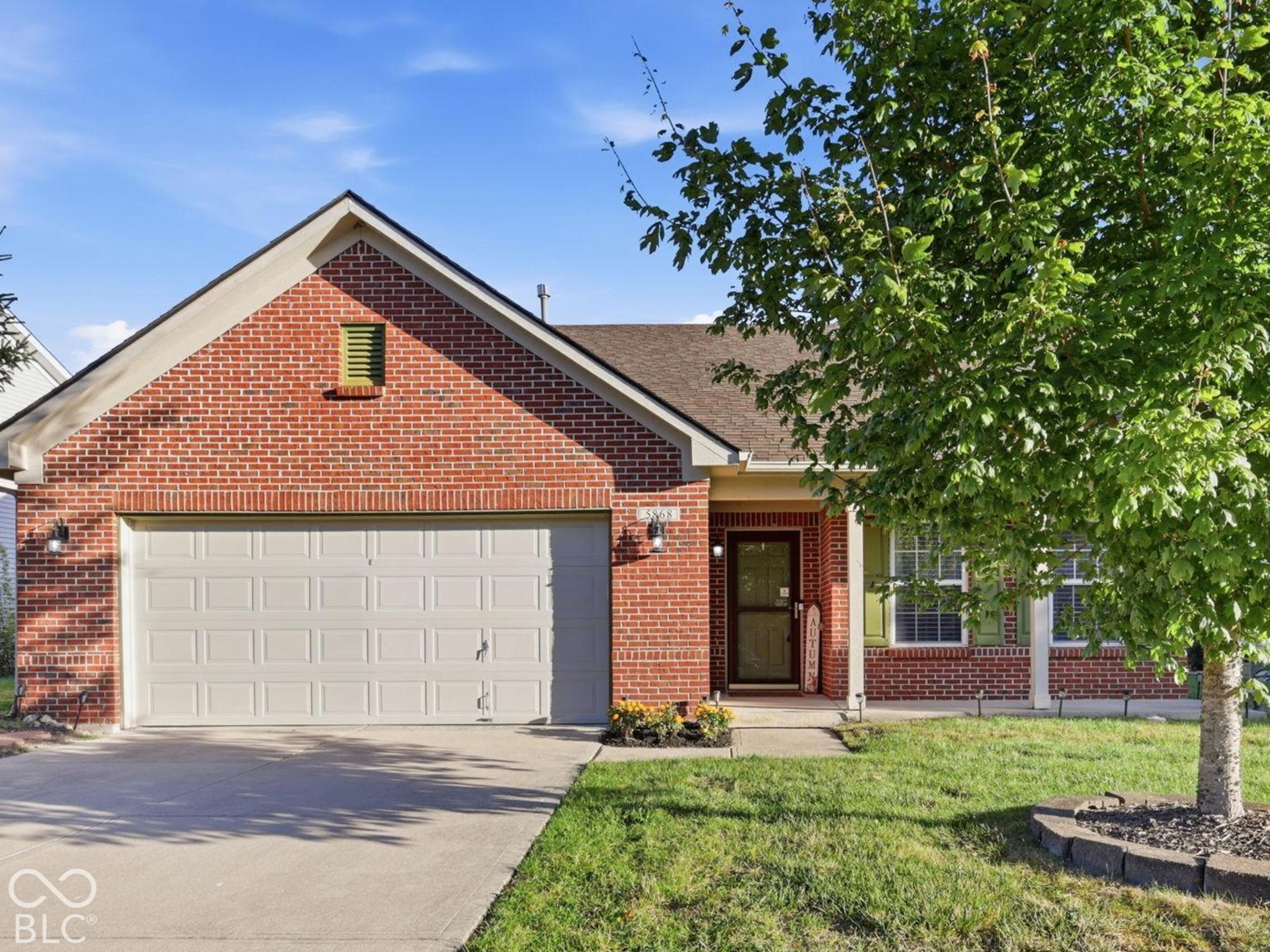 5868 W Deerview Bend Property Photo 1