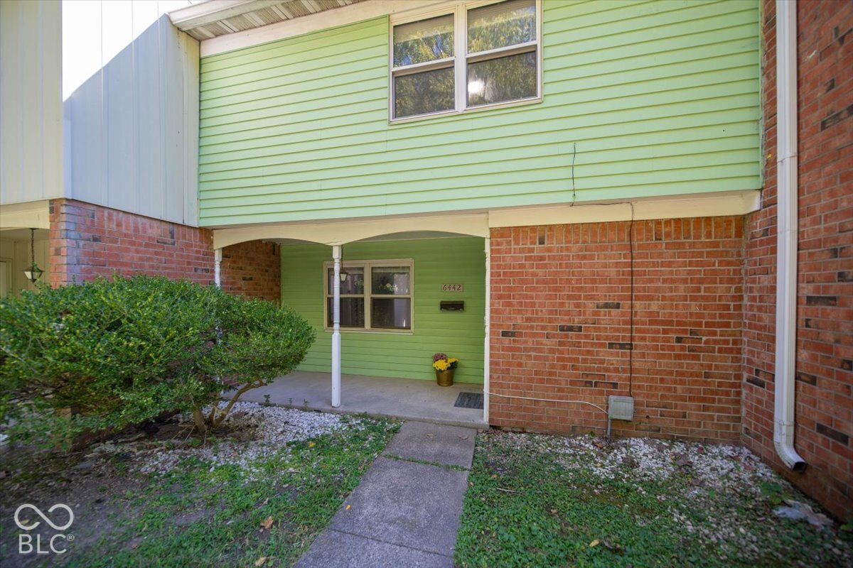 6442 Commons Drive Property Photo 1
