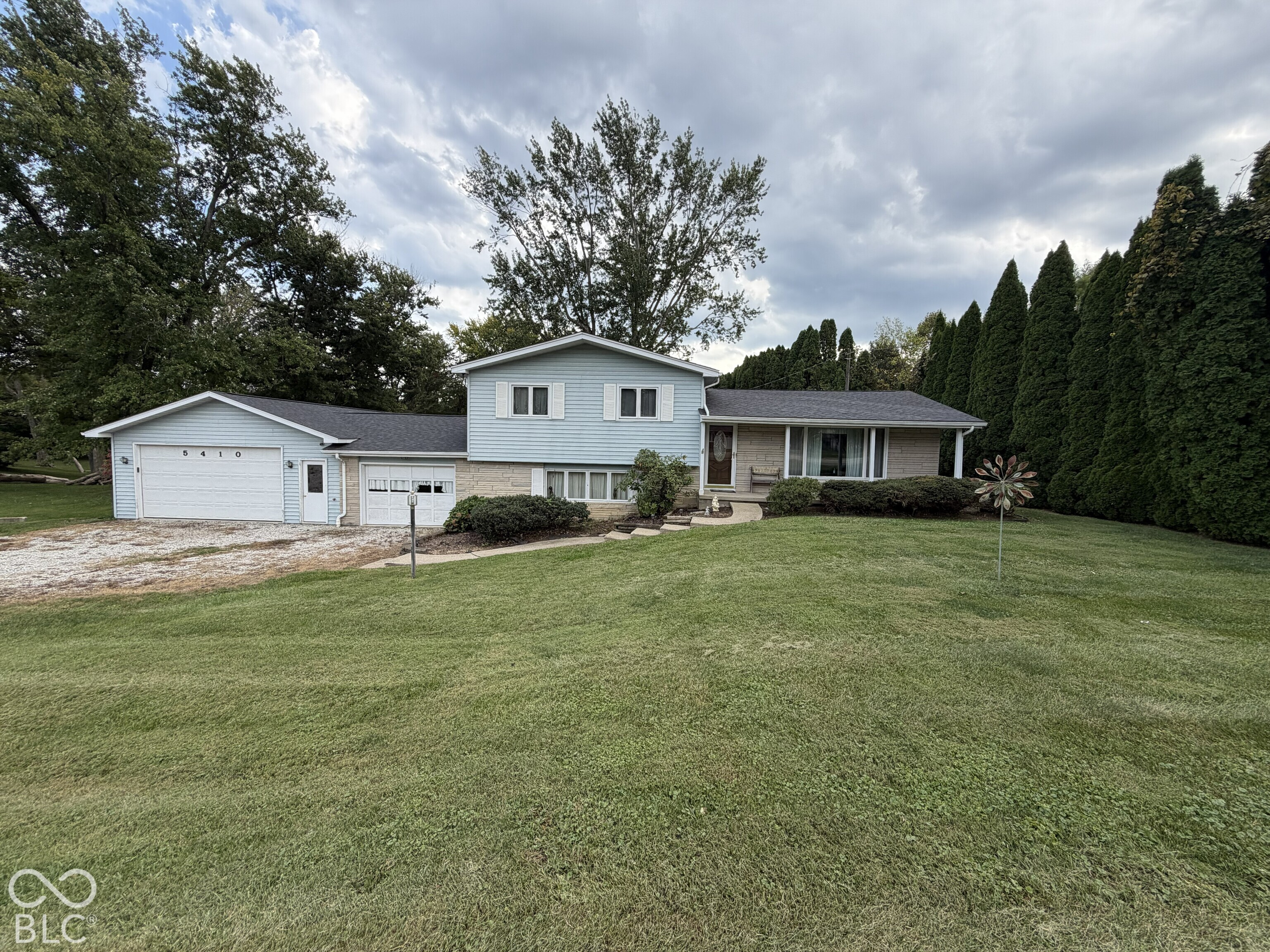 5410 W State Road 48 Road Property Photo 1