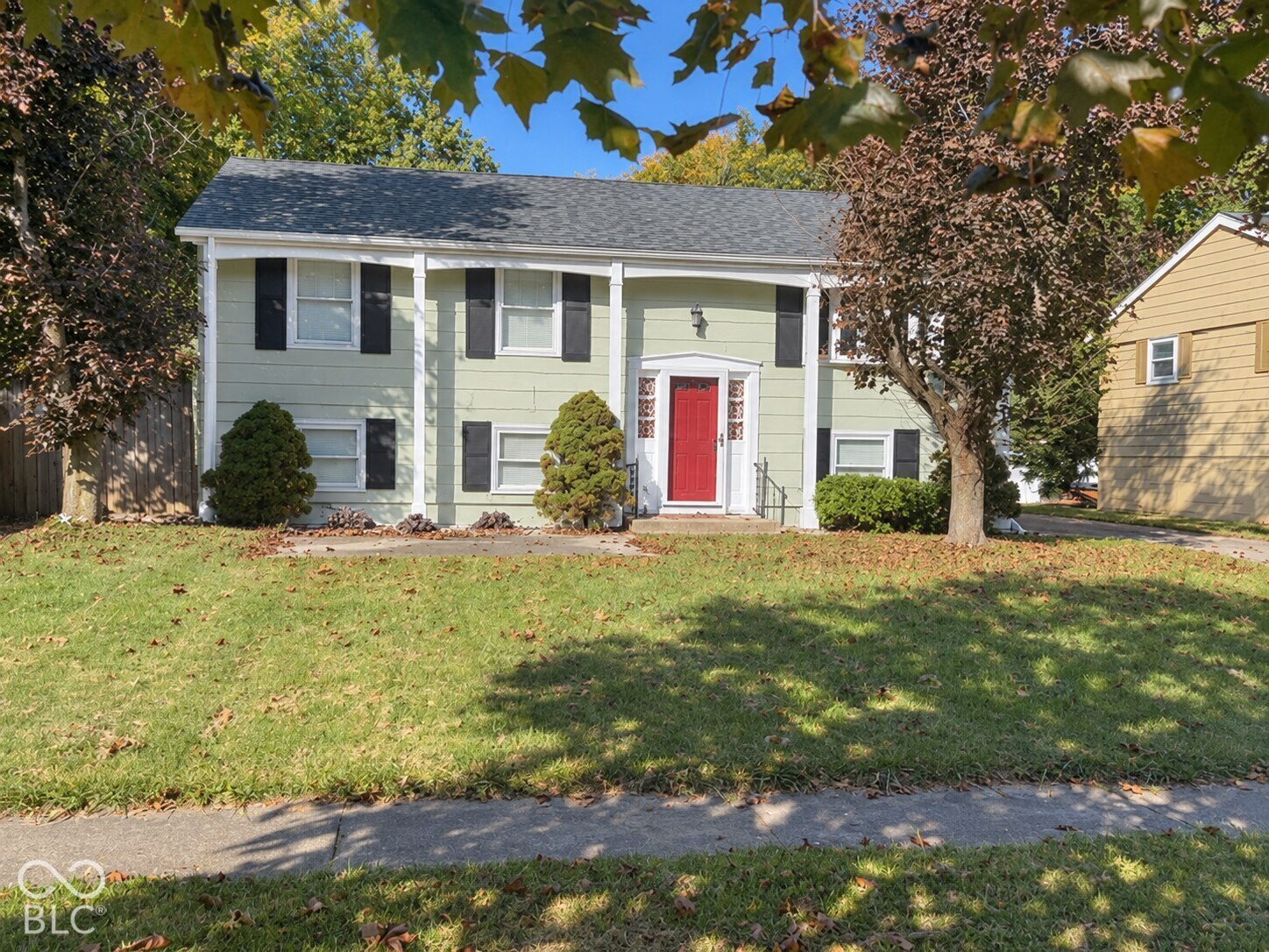 2307 Carmelita Boulevard Property Photo 1