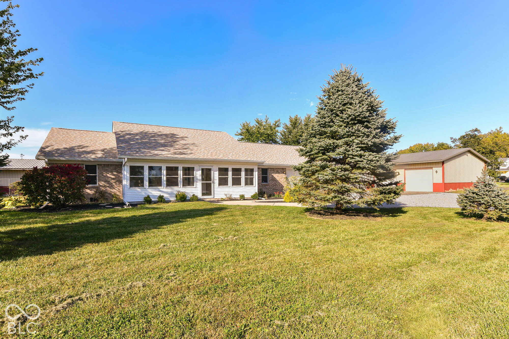 5878 Elizaville Road Property Photo 1