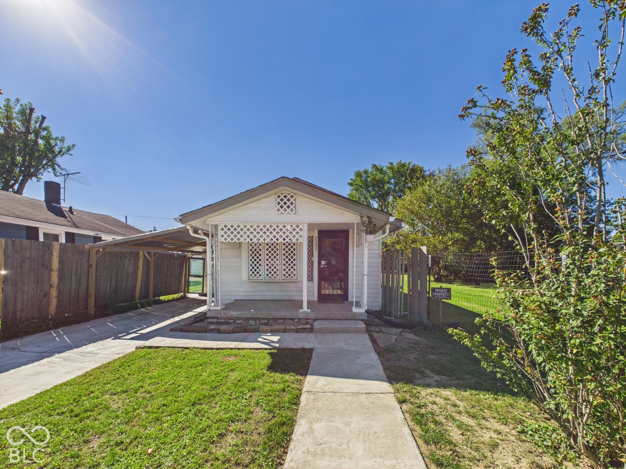 2325 Halford Street Property Photo 1