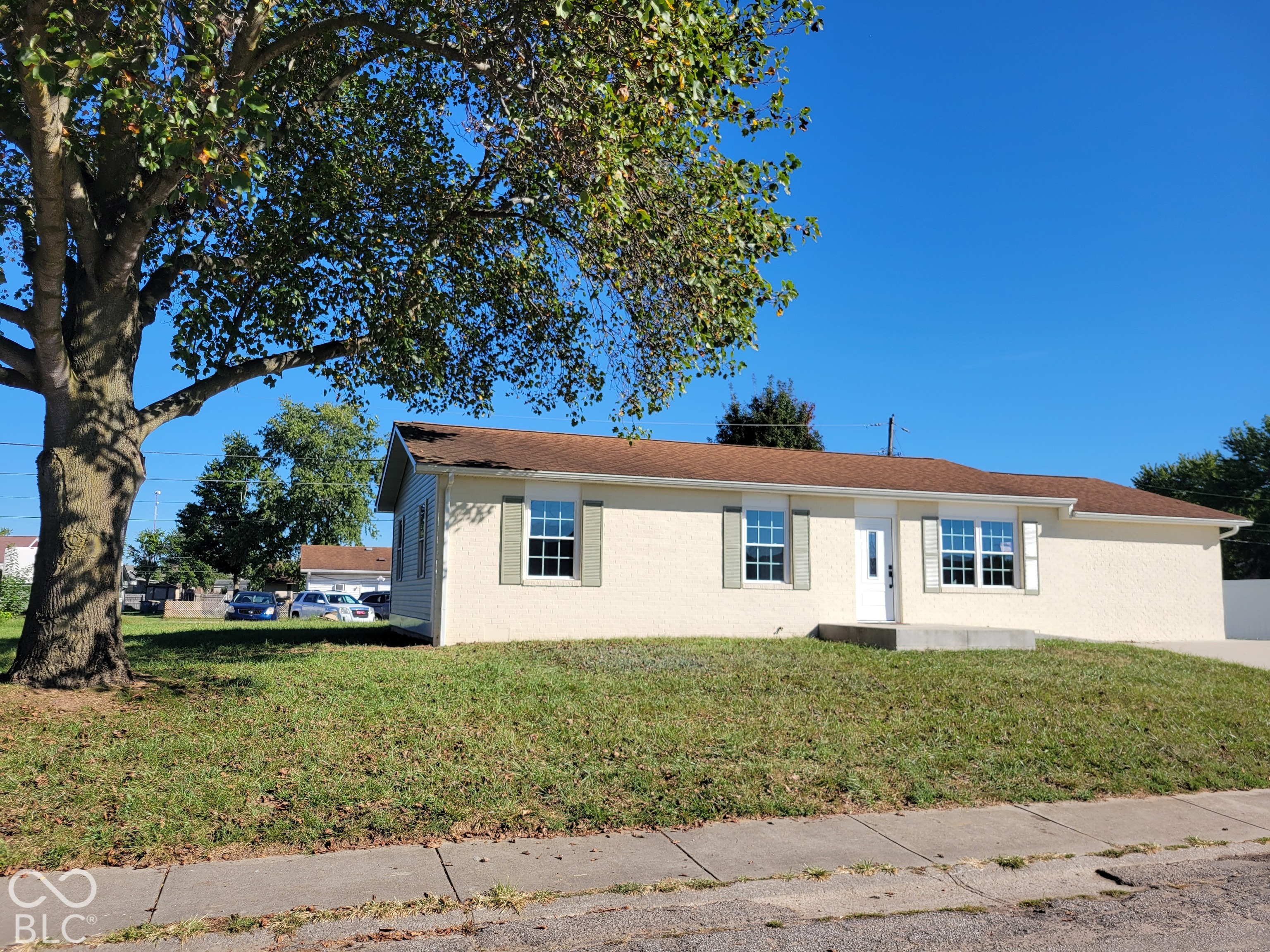 805 Holiday Drive Property Photo 1