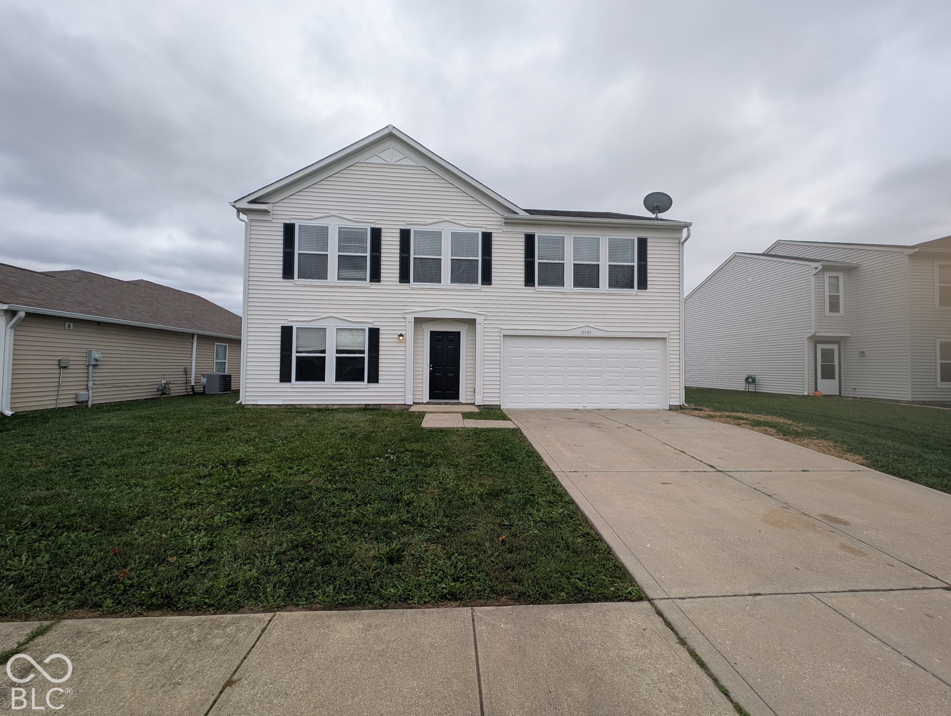 10709 Gathering Drive Property Photo 1