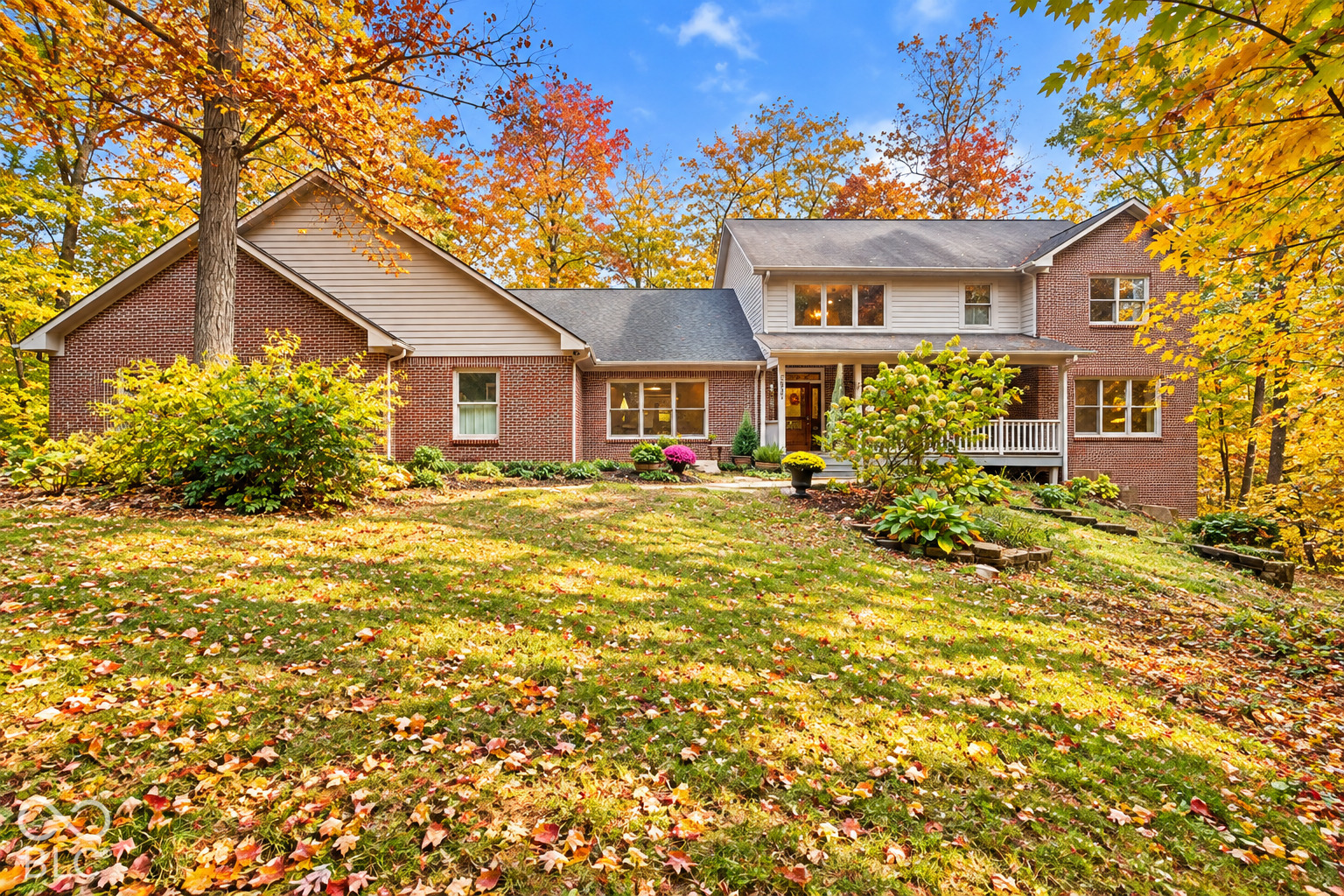 6620 E Woodland Court Property Photo 1