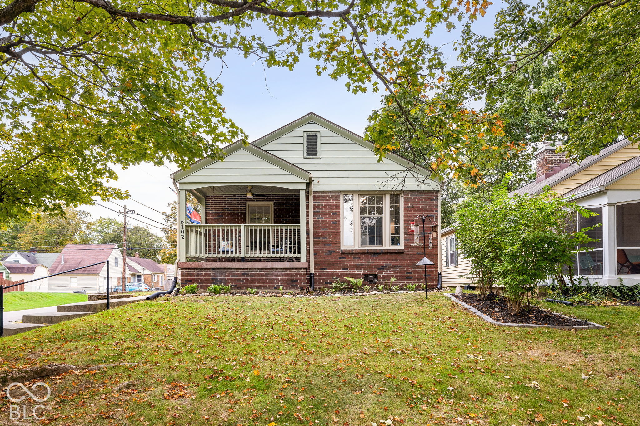 6102 Primrose Avenue Property Photo 1