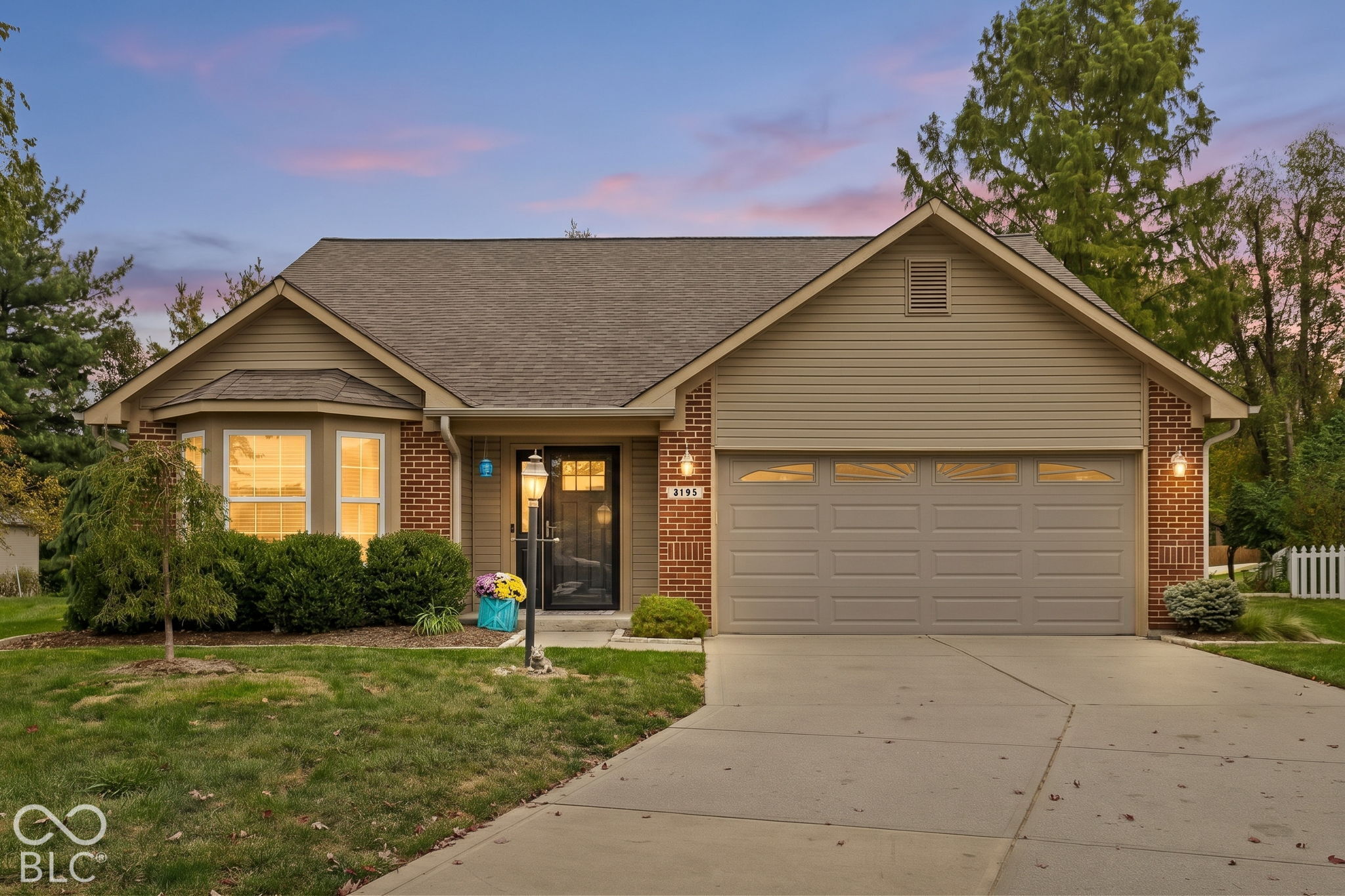 6198 White Birch Drive Property Photo 1