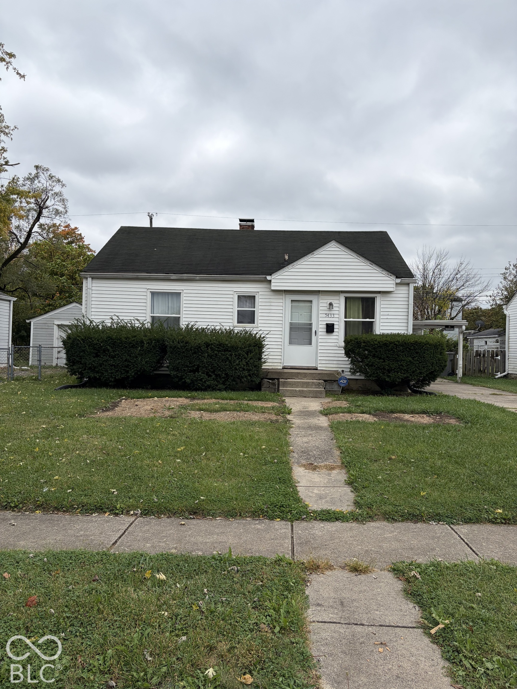 5433 E 20th Street Property Photo 1