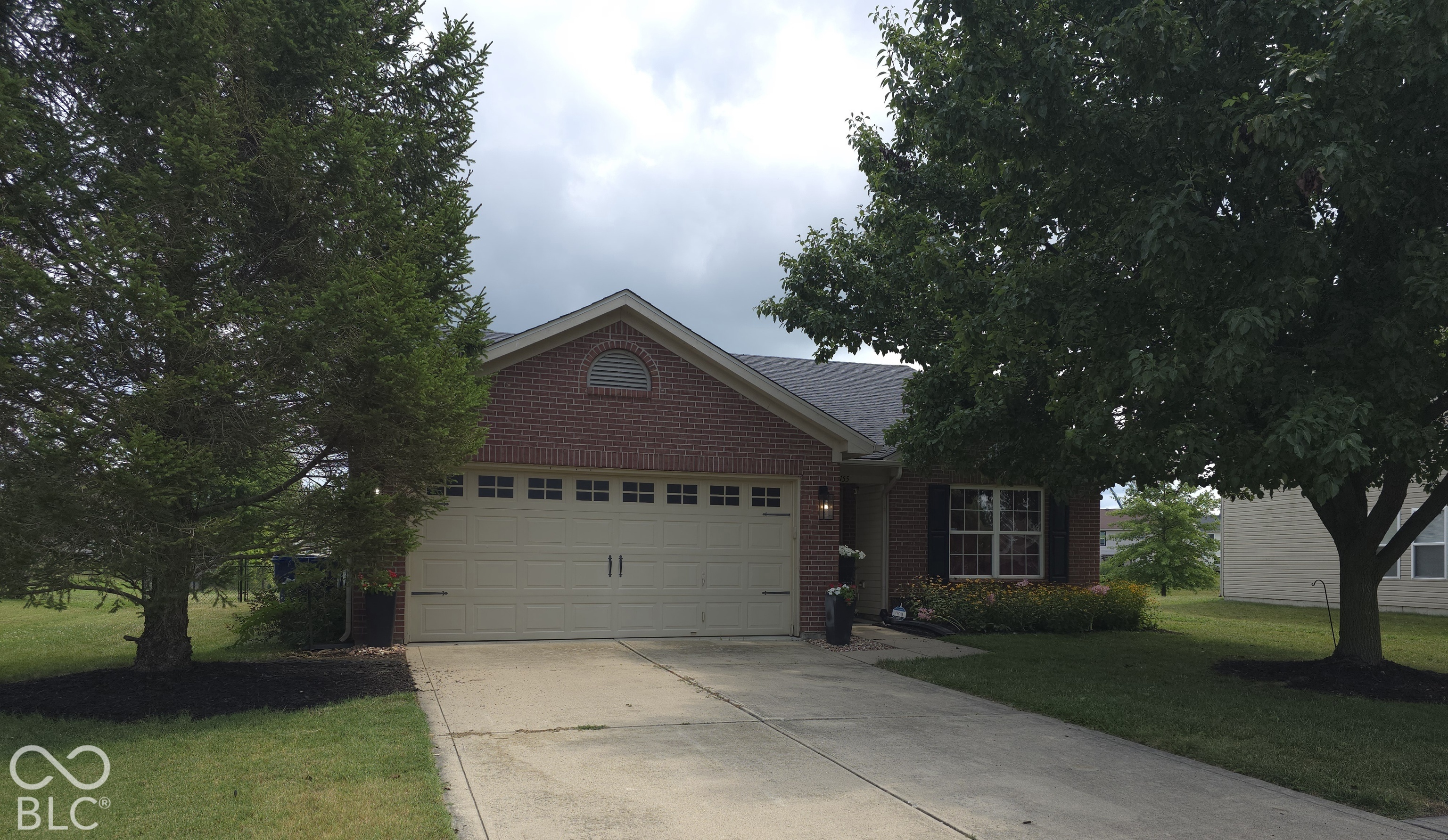 7155 N Lyndhurst Crossing Property Photo 1