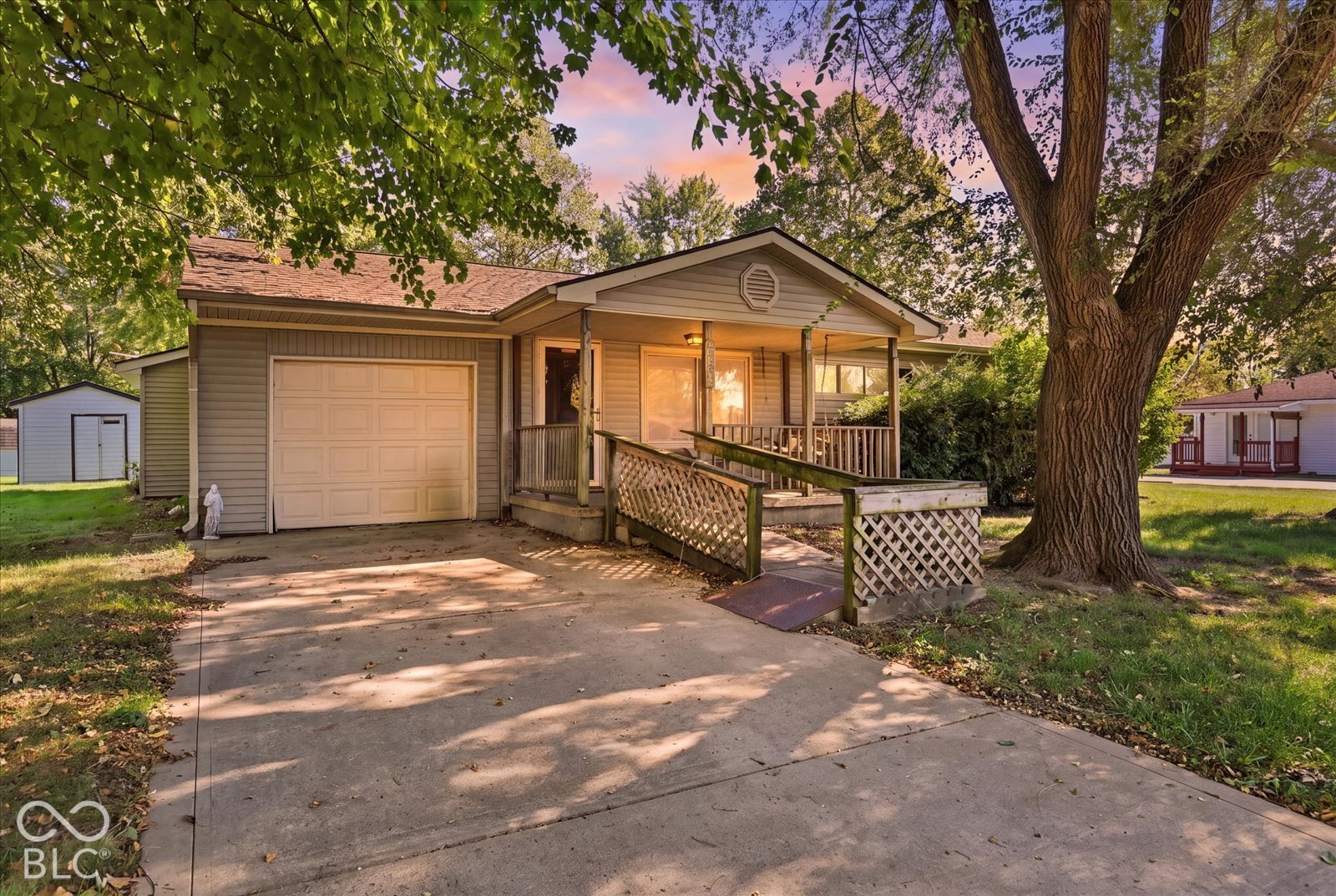 1694 Cardinal Lane Property Photo 1
