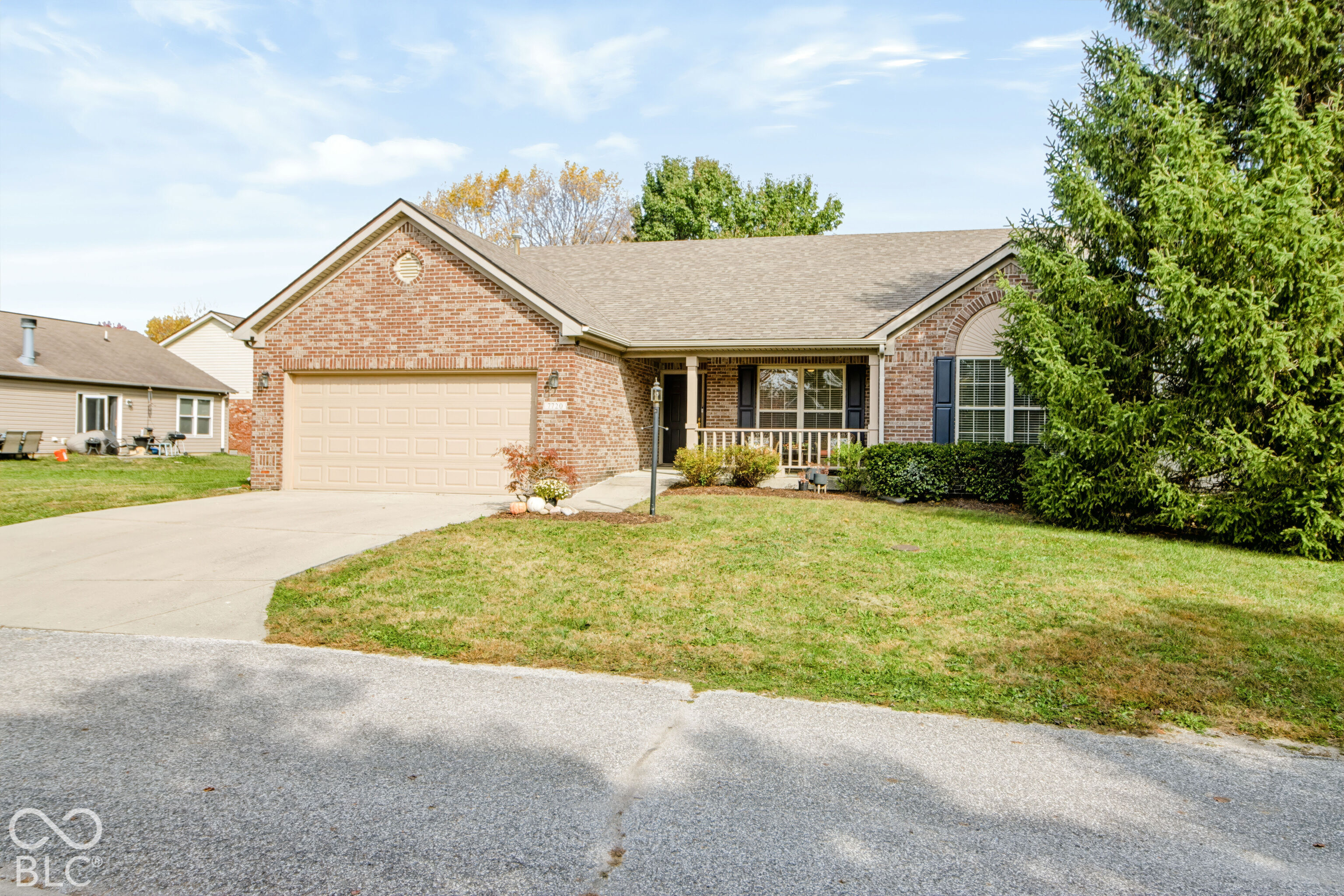 7720 Dakota Drive Property Photo 1