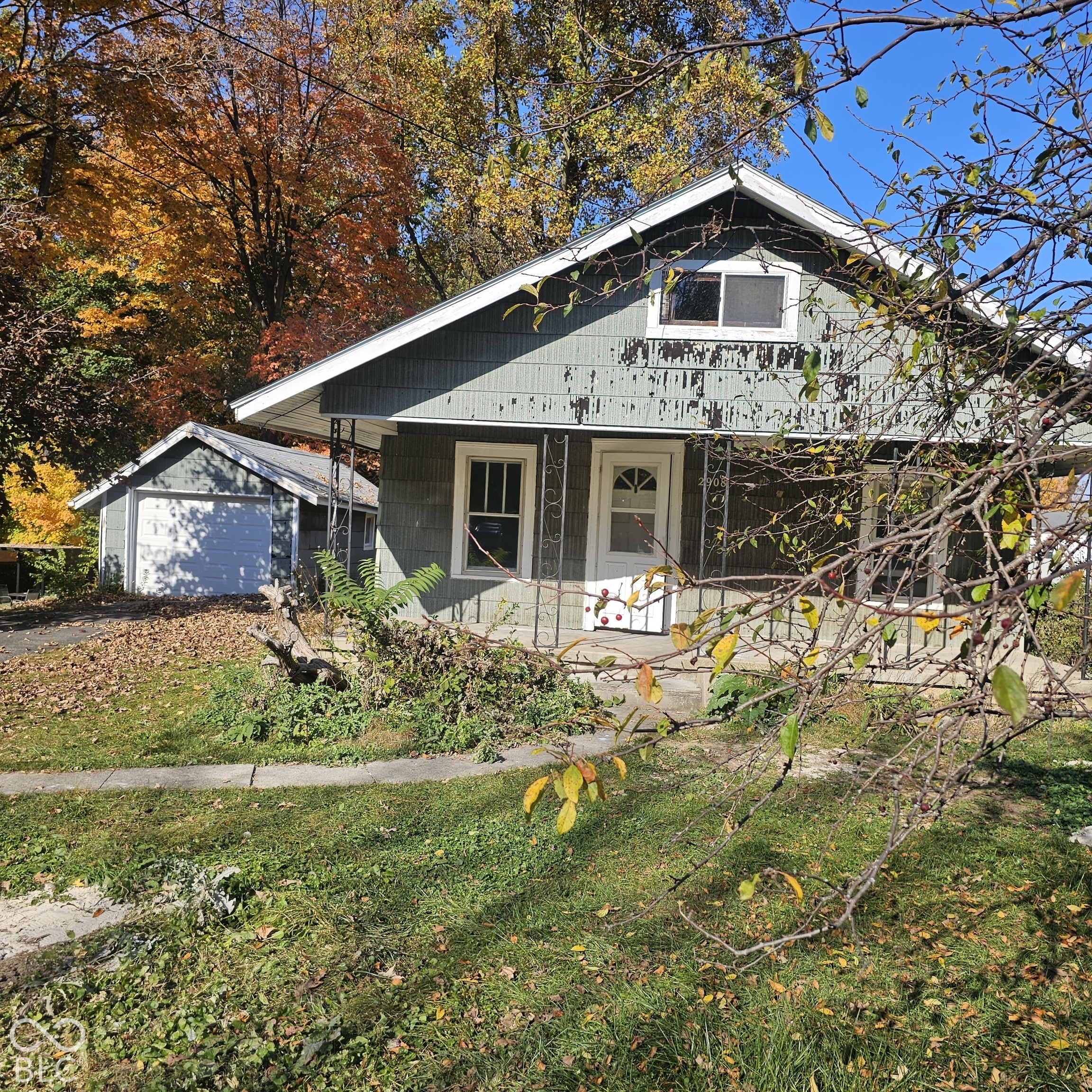 2908 Helms Road Property Photo 1