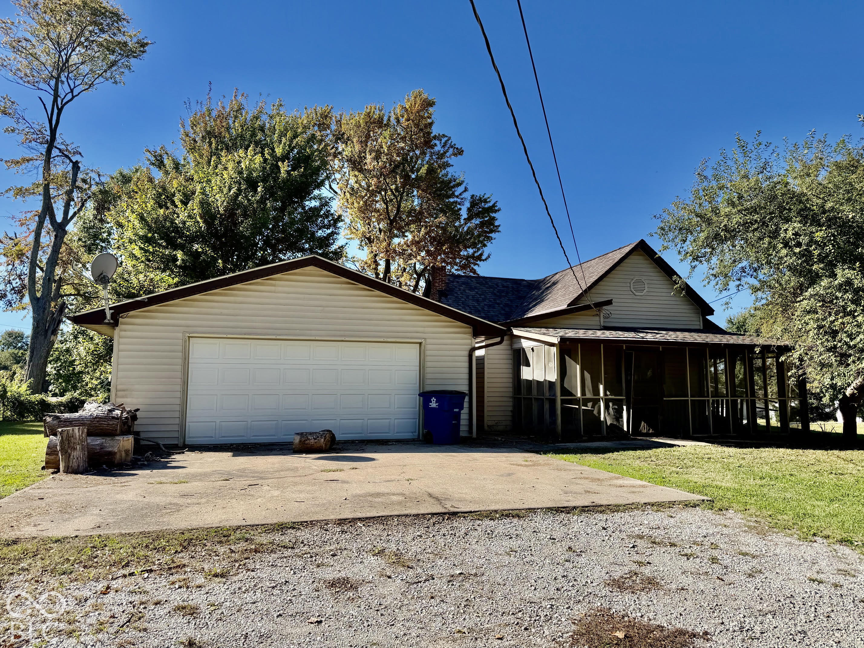 904 S Franklin Street Property Photo 1