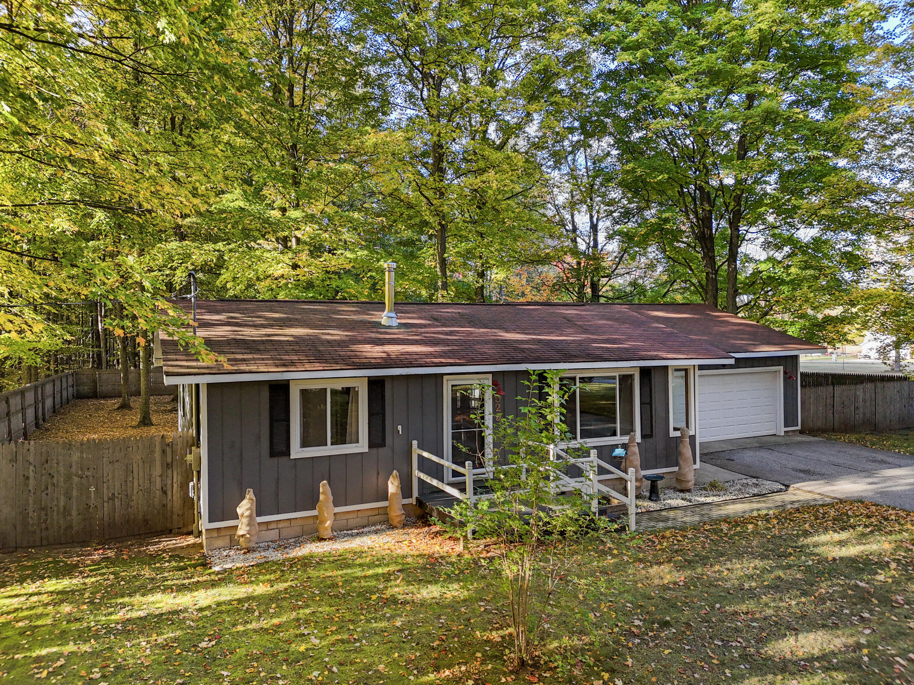 529 Ottawa Trail Property Photo 6