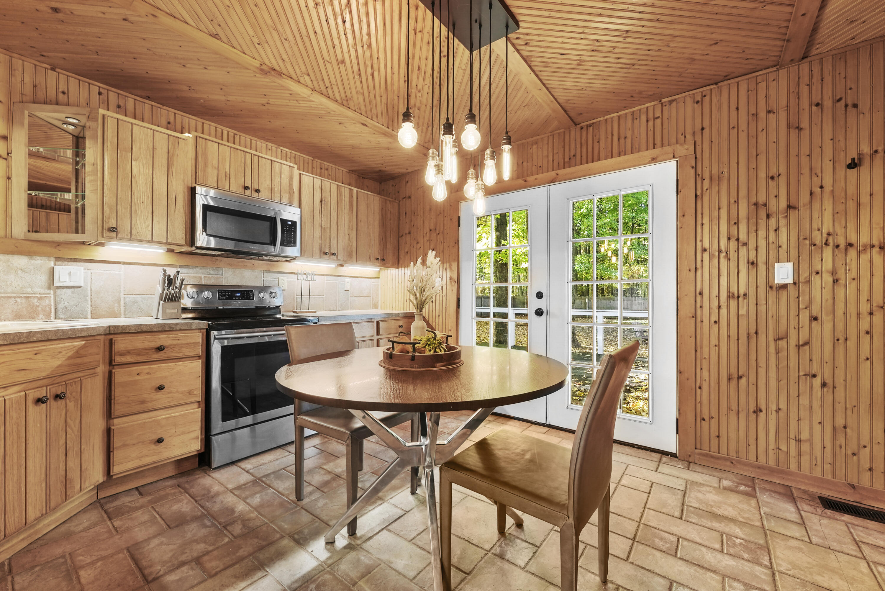 529 Ottawa Trail Property Photo 20