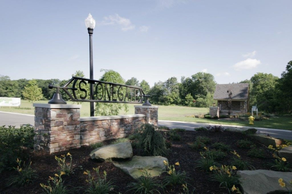 155 Stonegate Drive Property Photo 1