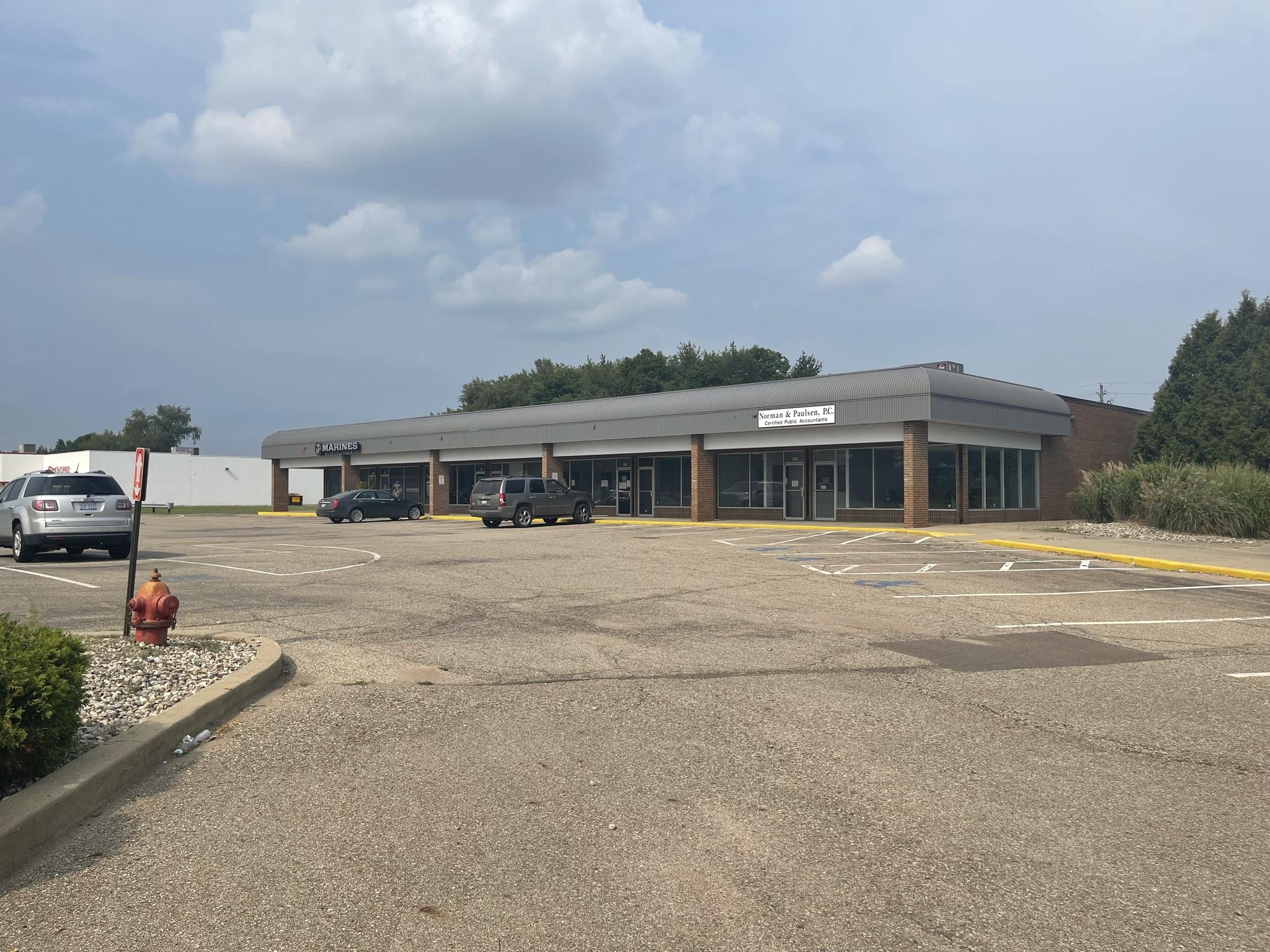 203 N US-131 Highway Suite 203 Property Photo 1