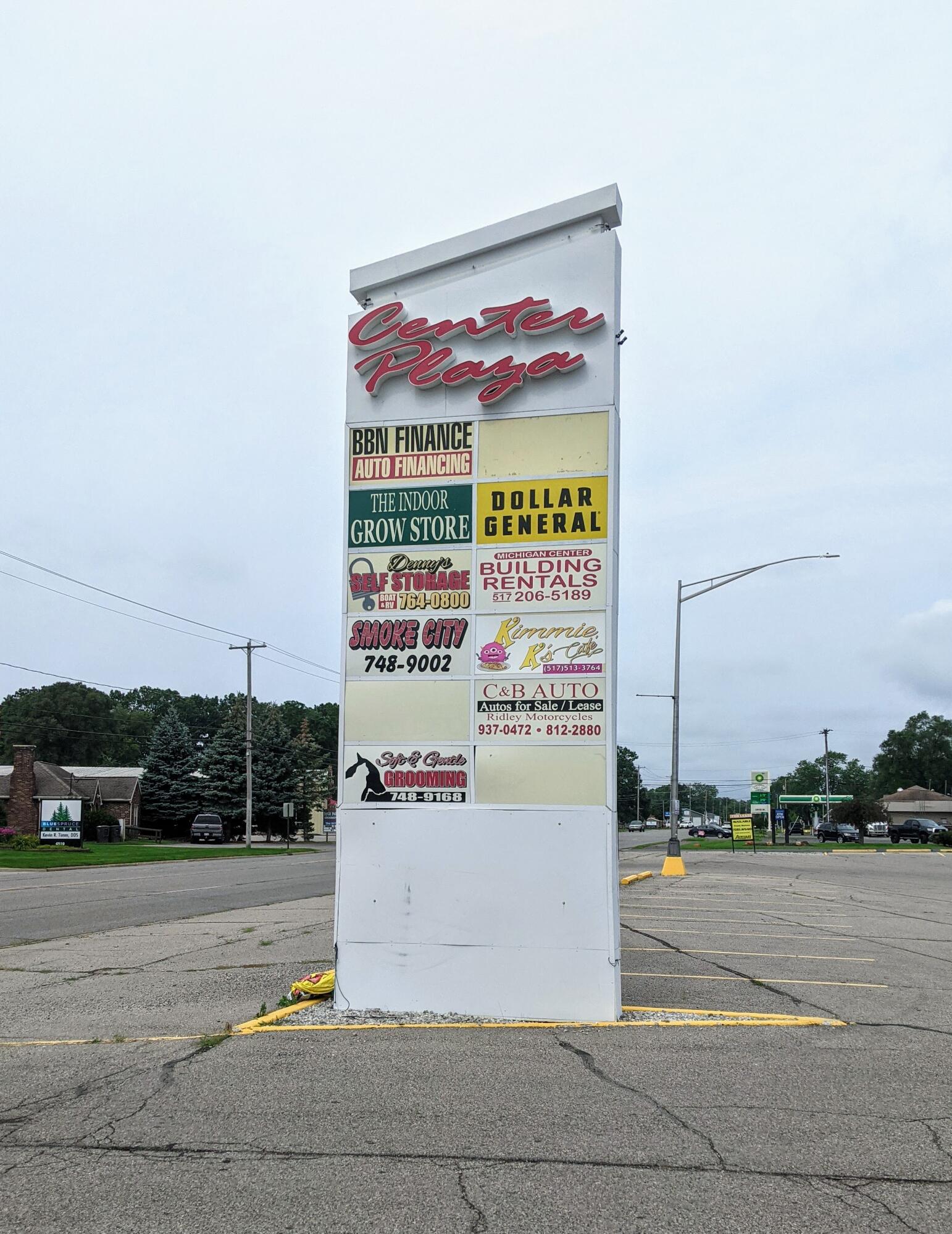 4524 Page Avenue Property Photo 4