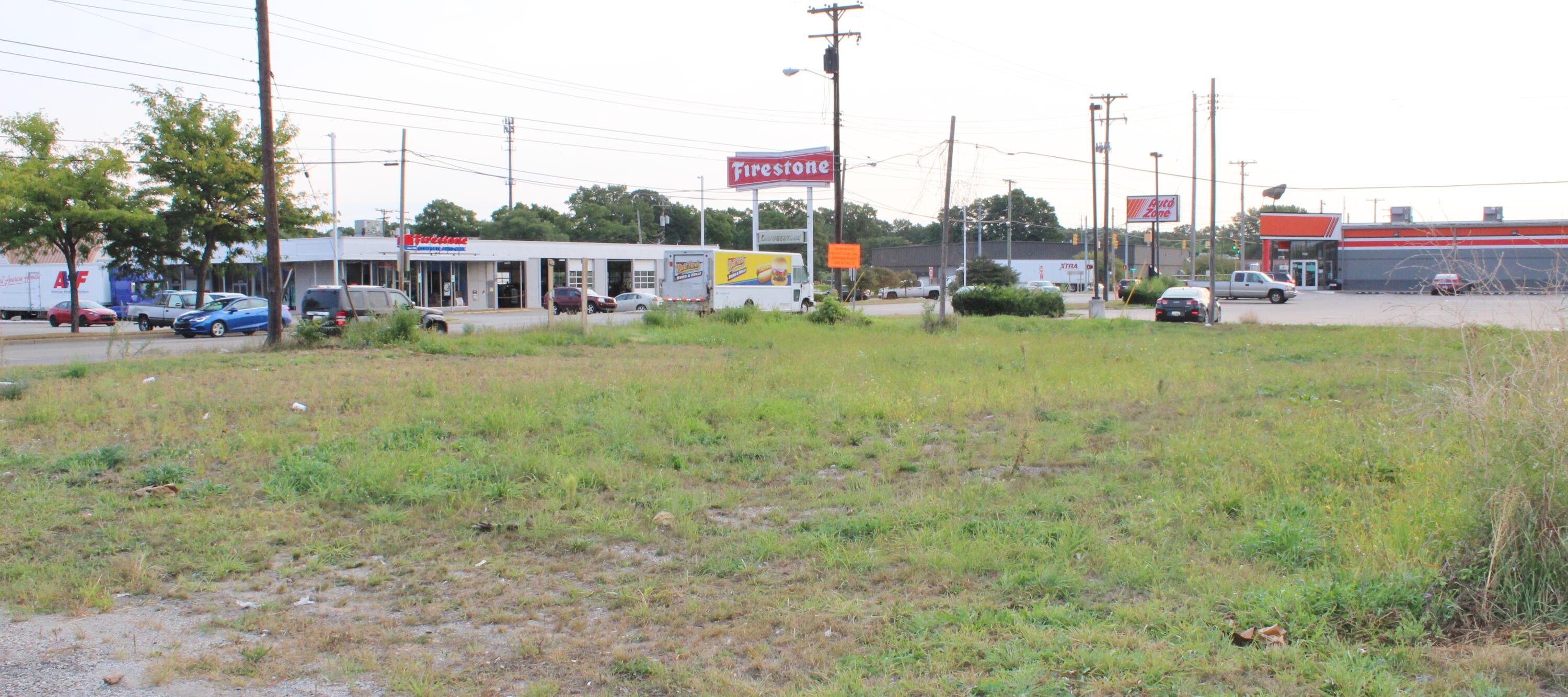 743 W Sherman Boulevard Property Photo
