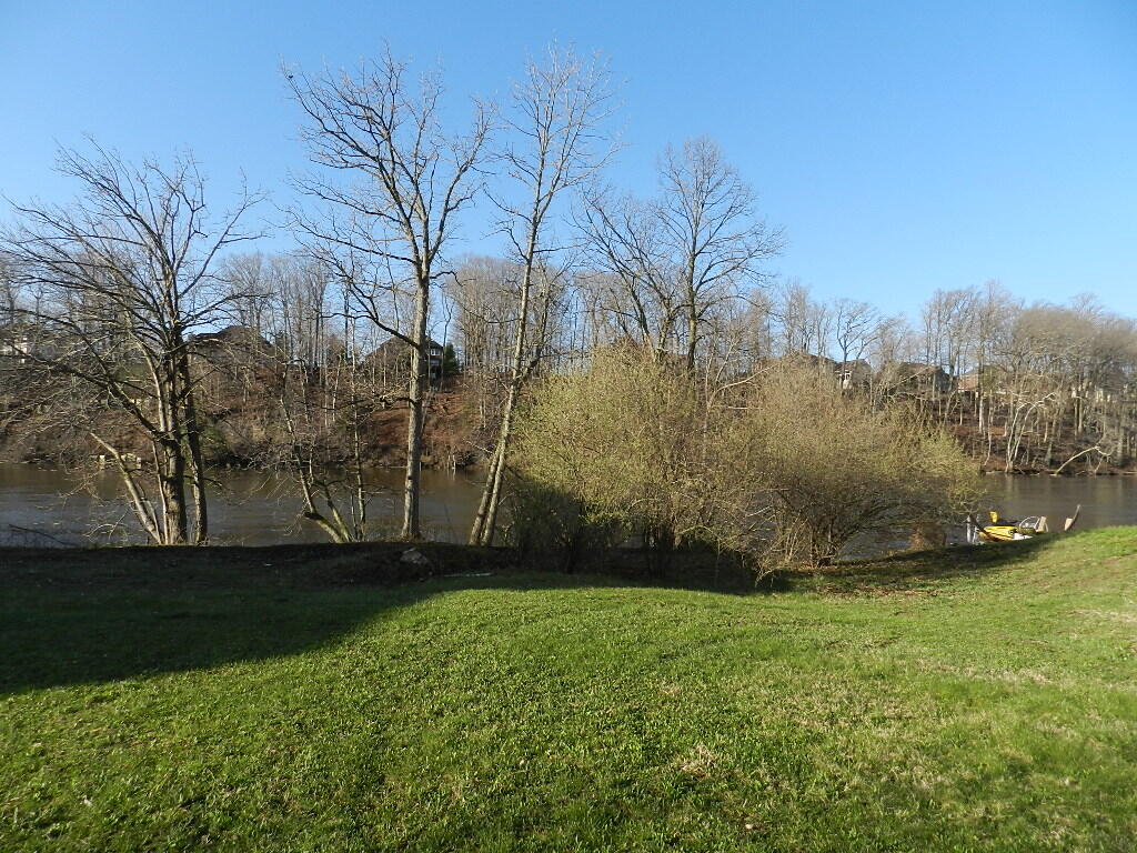 590 Swan River Drive Property Photo 2