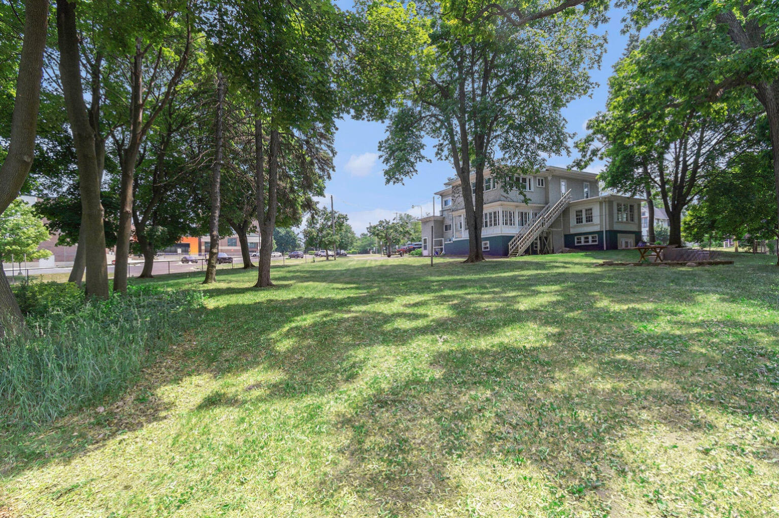604 Wildwood Avenue Property Photo 18
