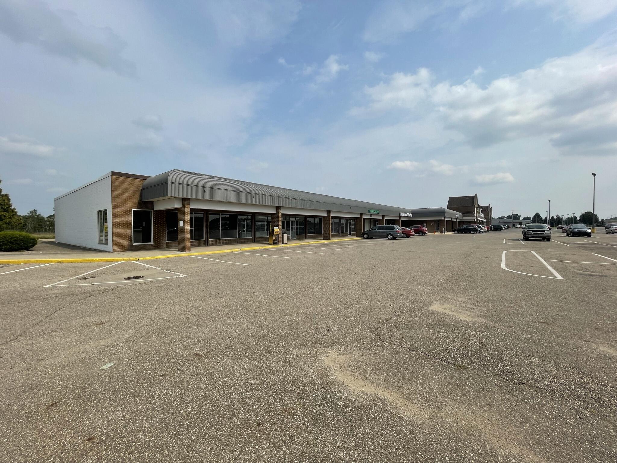 203 N US-131 Highway Suite 255 Property Photo 1