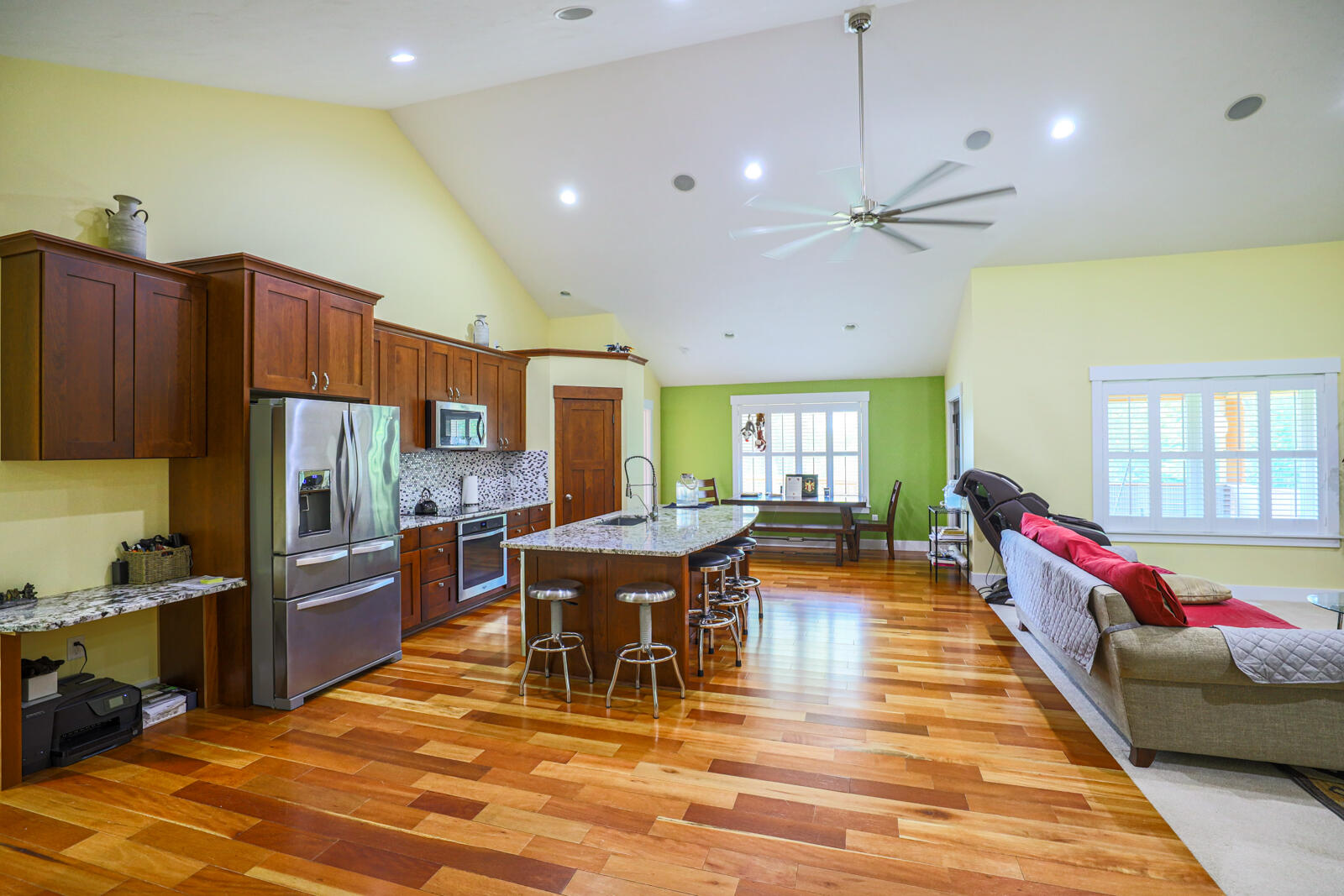 9434 84th Street Se Property Photo 6