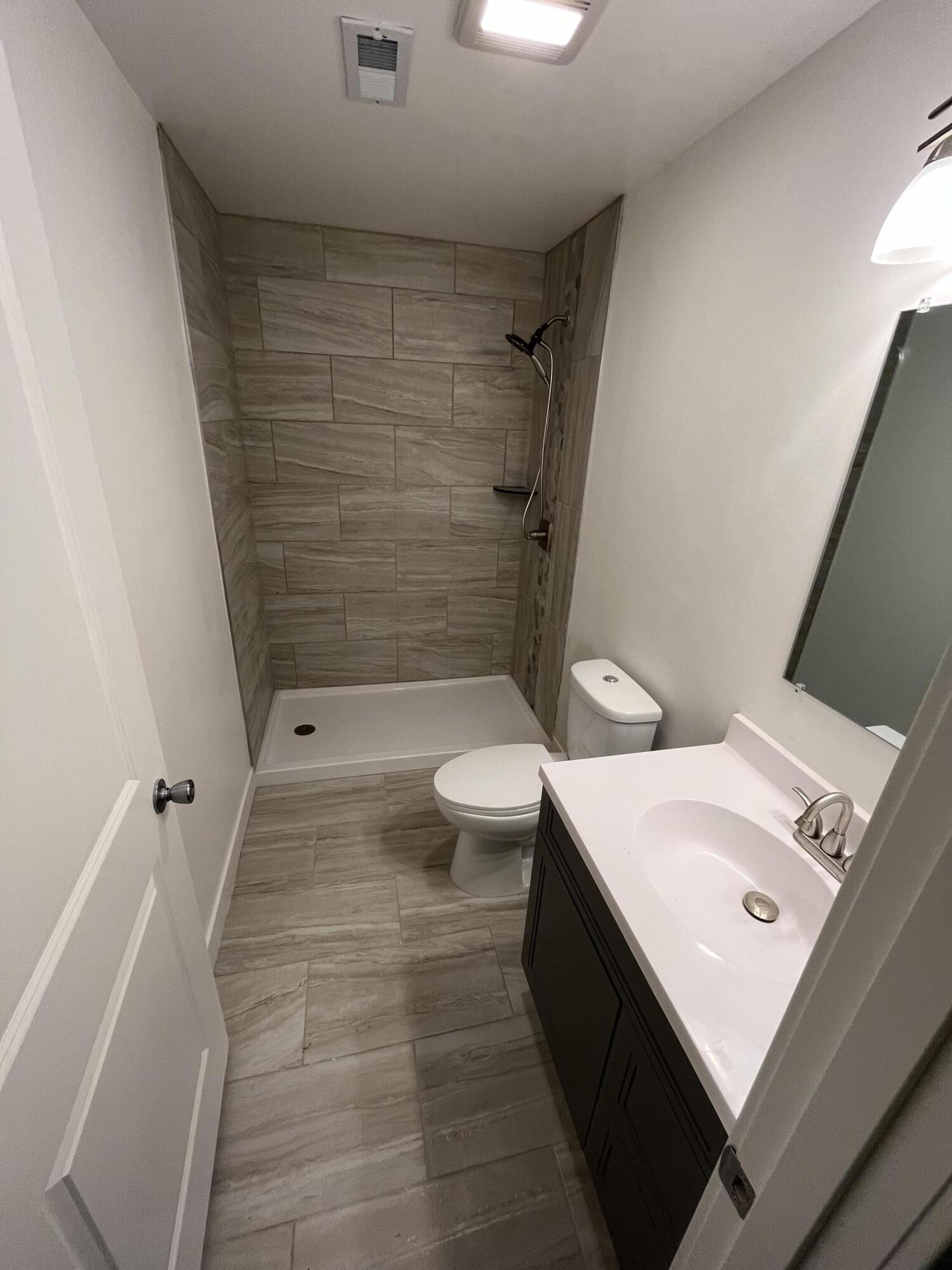 194 Devonwood Drive Property Photo 19