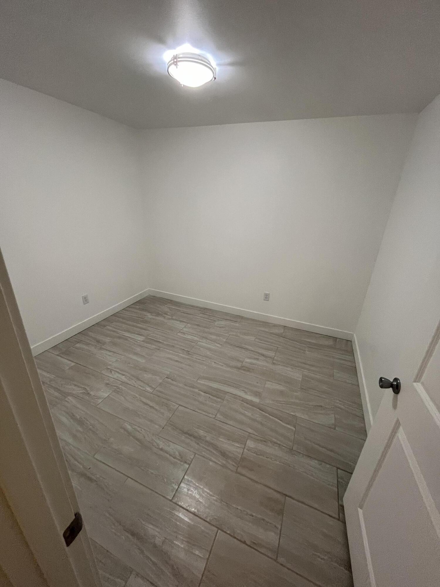194 Devonwood Drive Property Photo 20