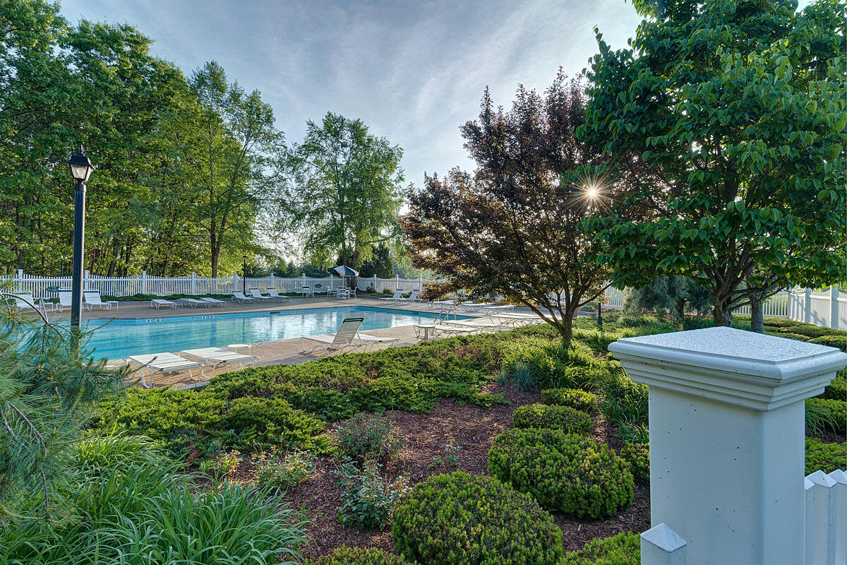 8700 Brighten Trail Property Photo 45