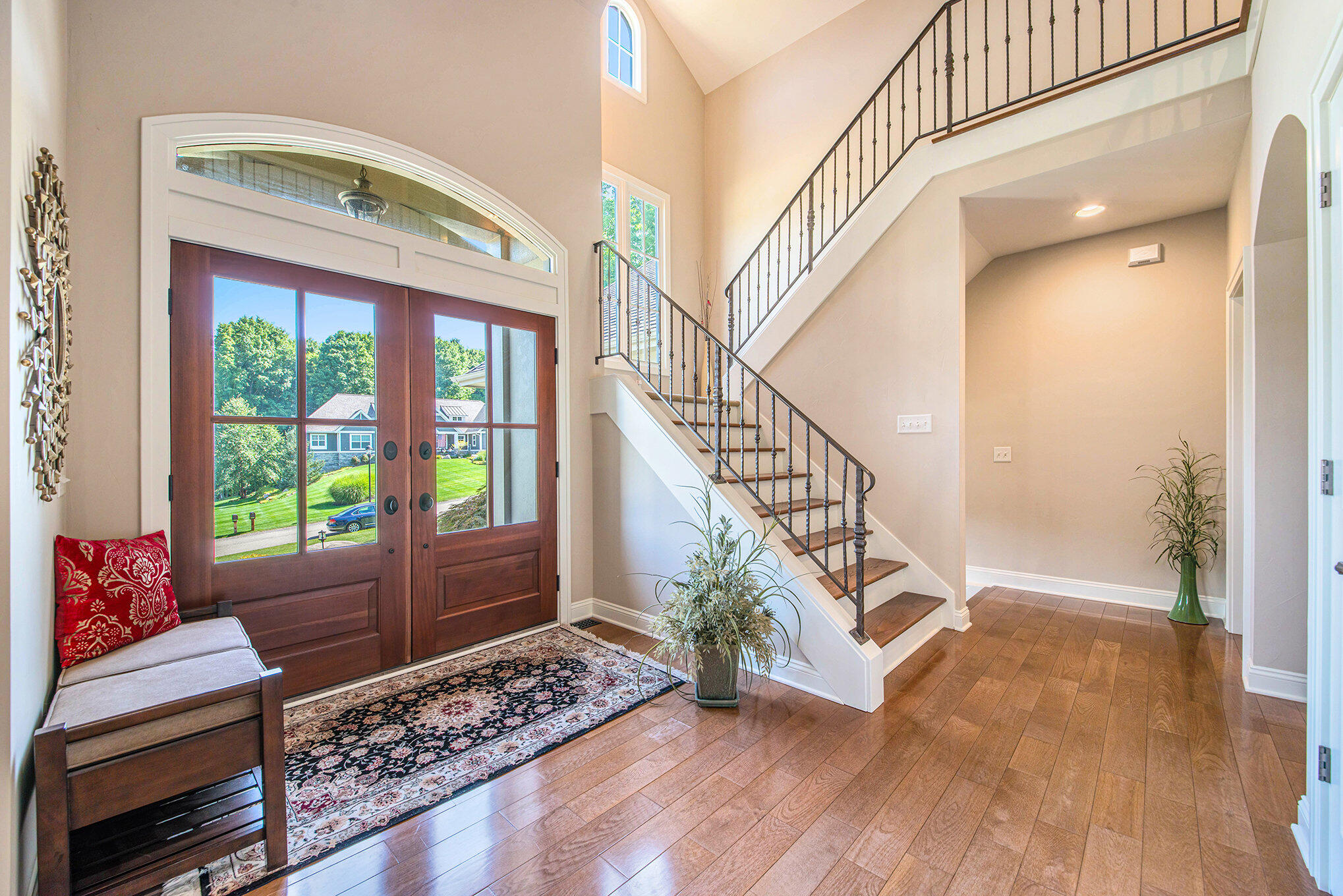 3682 River Isle Court Ne Property Photo 5