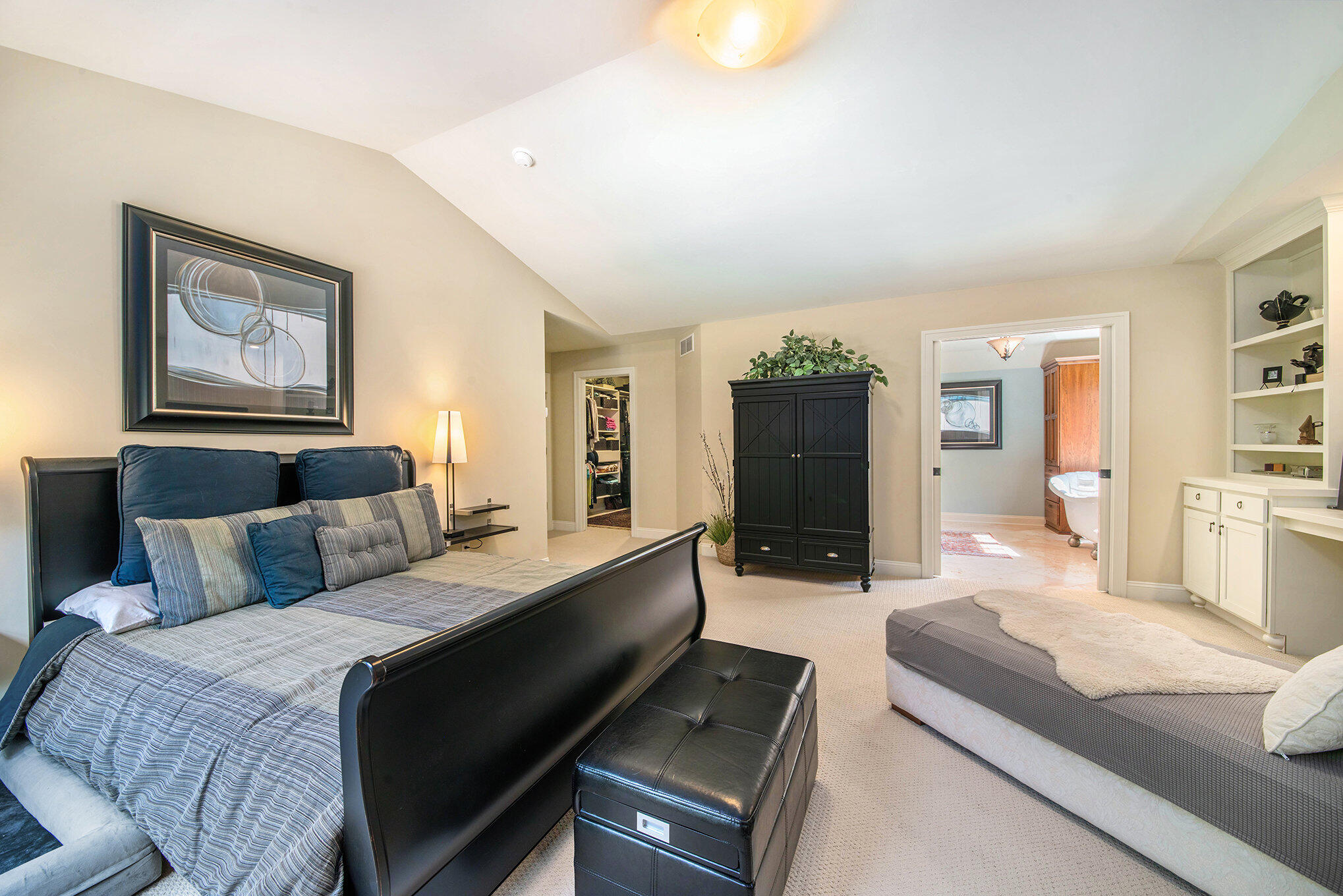 3682 River Isle Court Ne Property Photo 23
