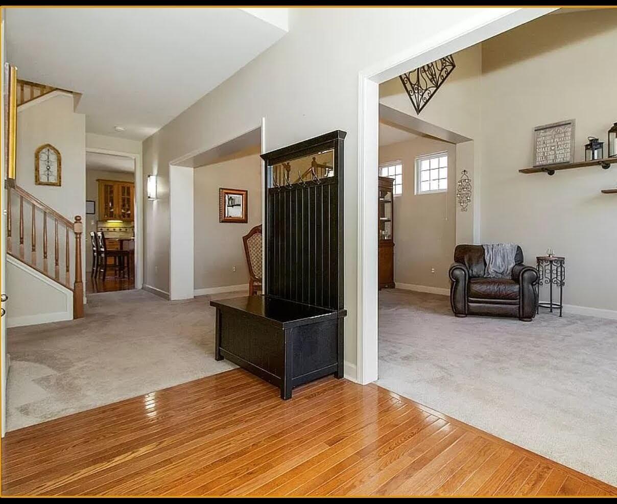 16544 Mulberry Way Property Photo 6