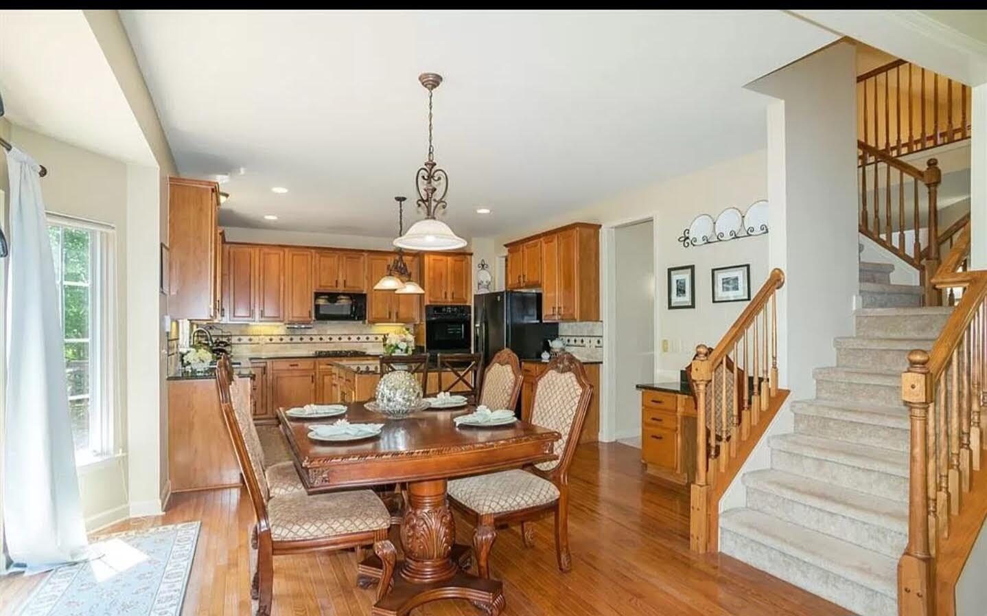 16544 Mulberry Way Property Photo 16