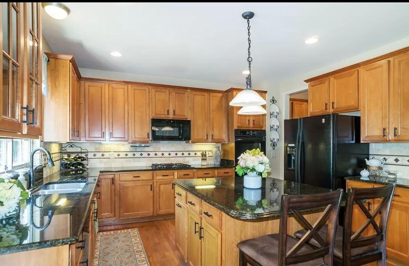 16544 Mulberry Way Property Photo 18