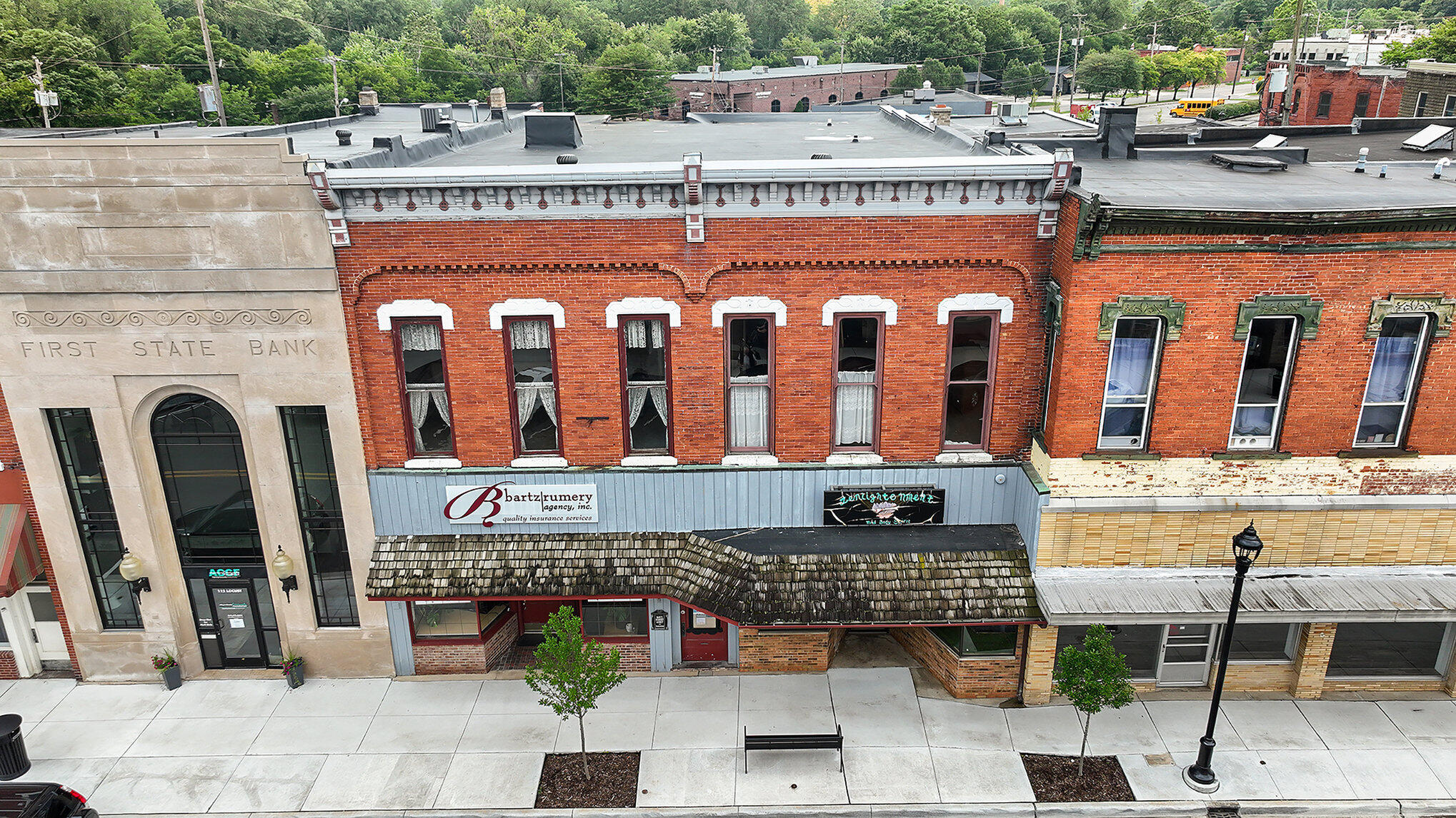 110-106 Locust Street Property Photo 2