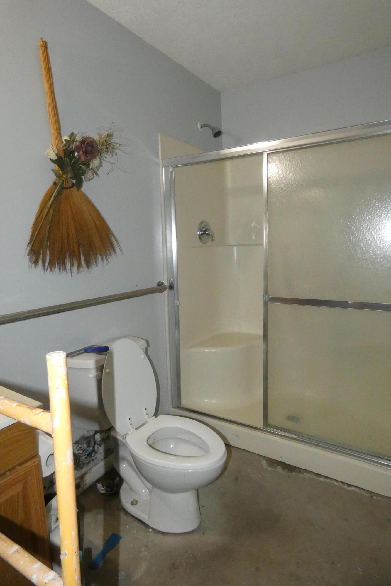 271 W Market Street Property Photo 5