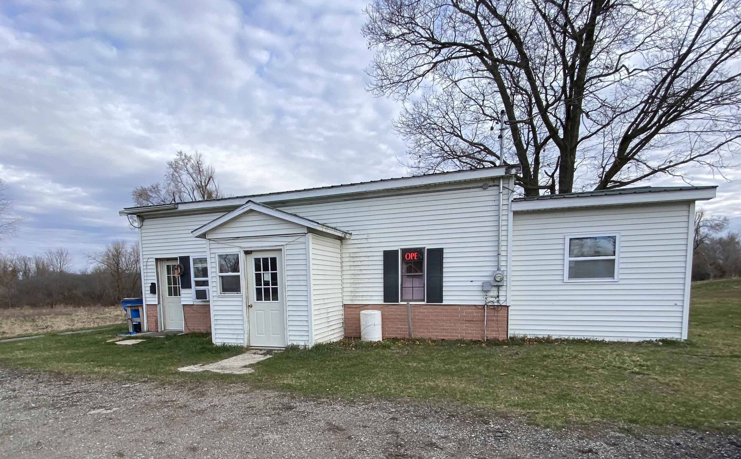 4058 Hudson Road Property Photo