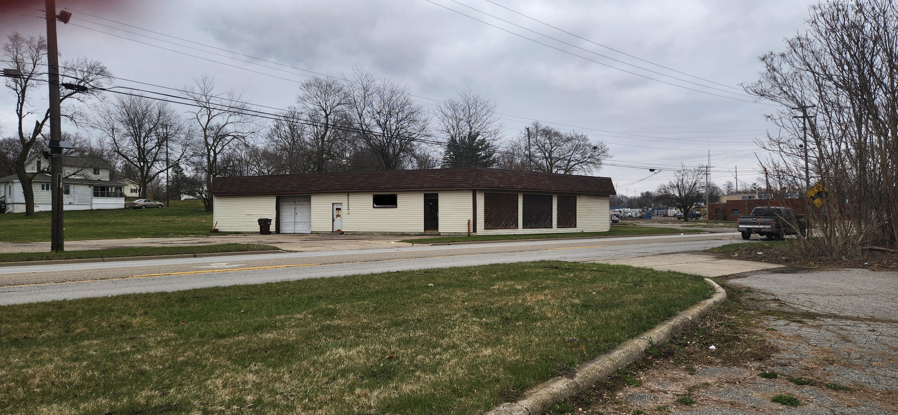 1214 Page Avenue Property Photo 1