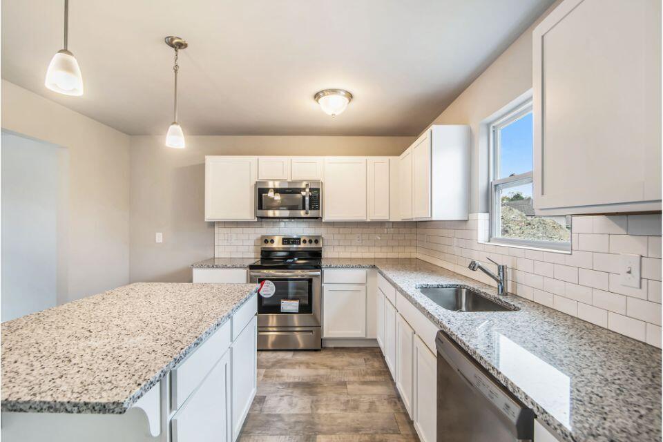 5917 Vrana Drive Property Photo 6